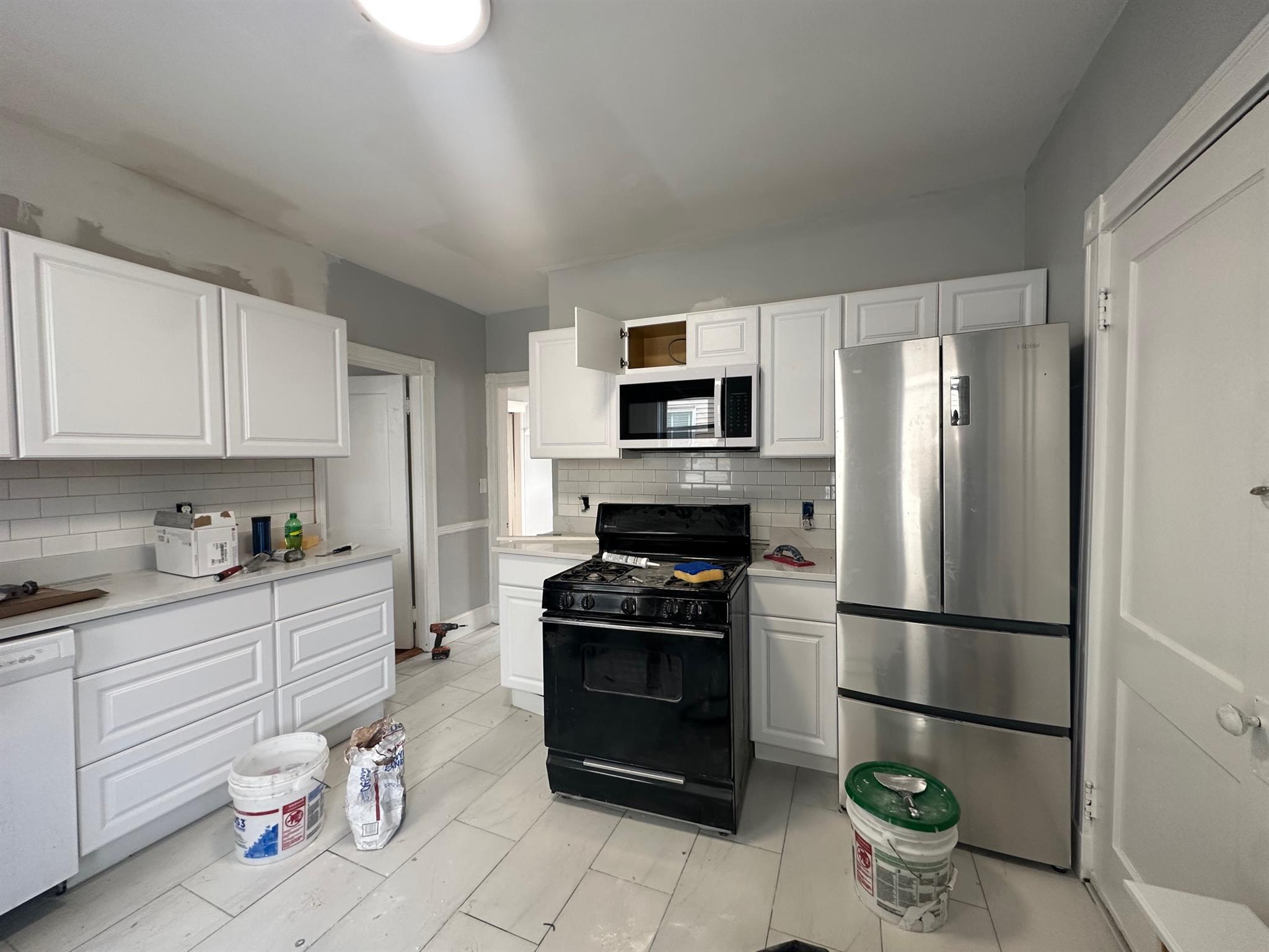 14 Belknap St, Teele Square