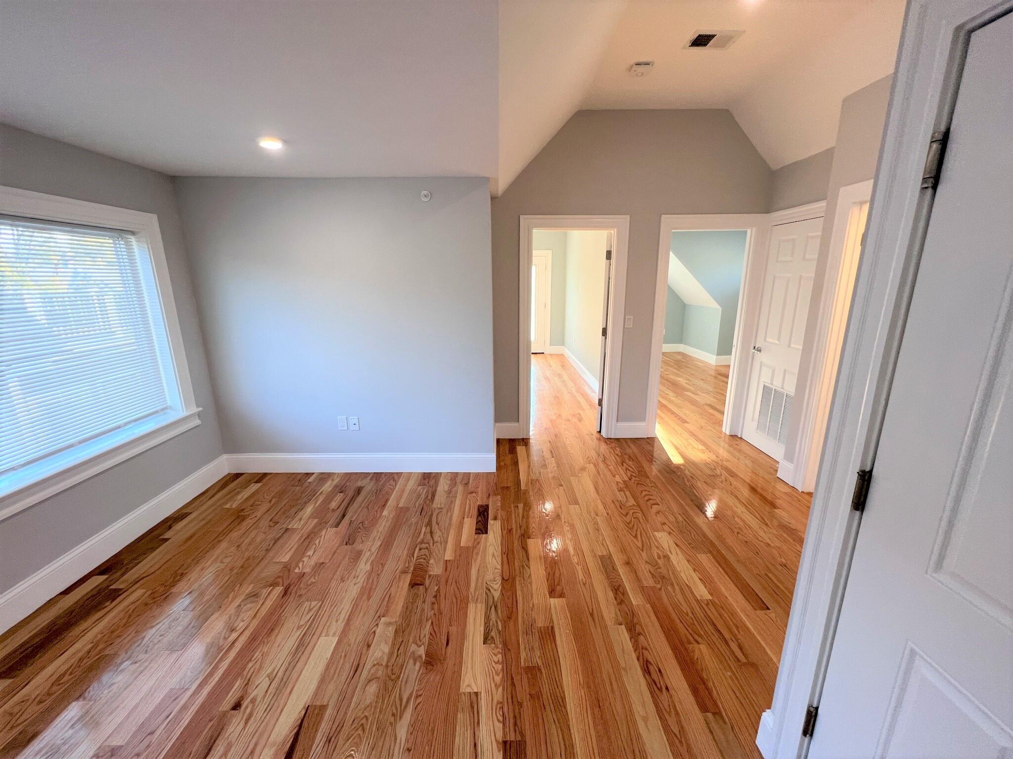 29 Alpine St, Davis Square