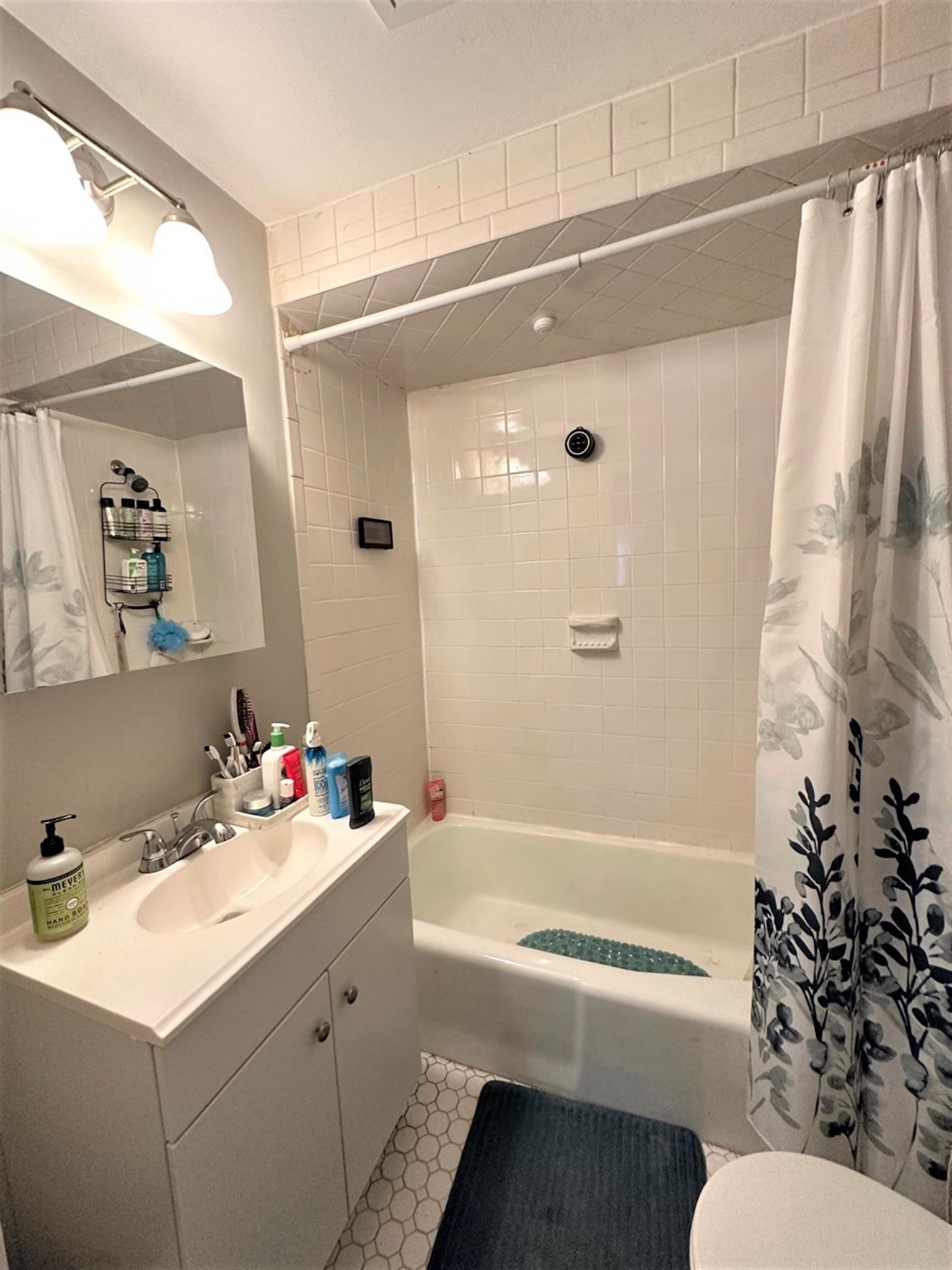 3 Lee St, Magoun Square