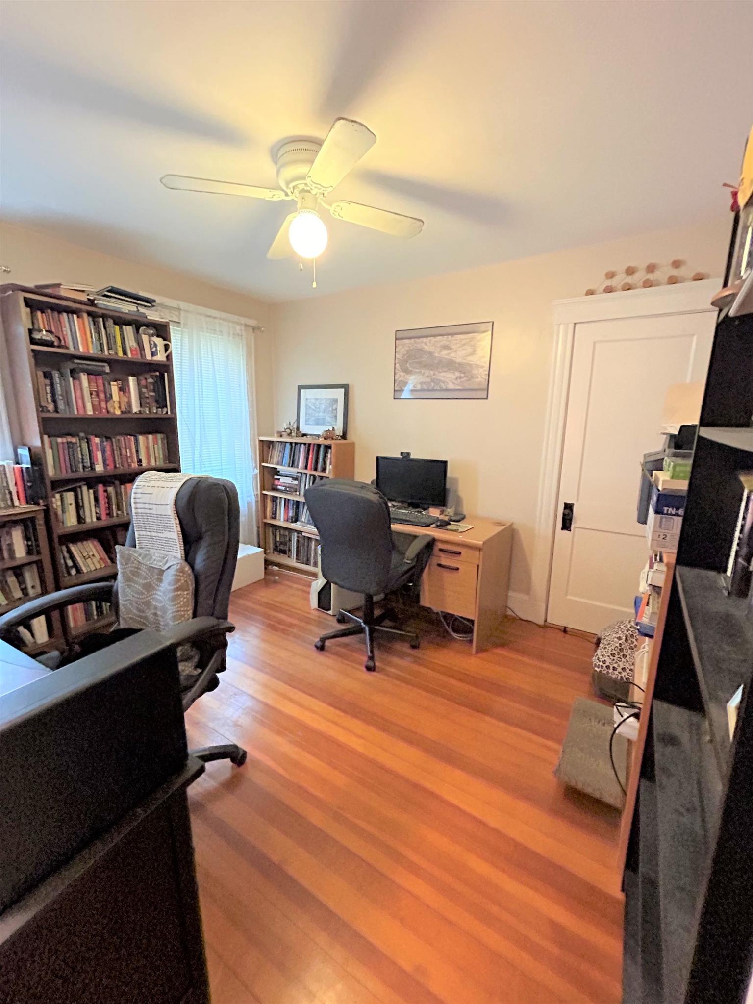 8 Valley St, Medford