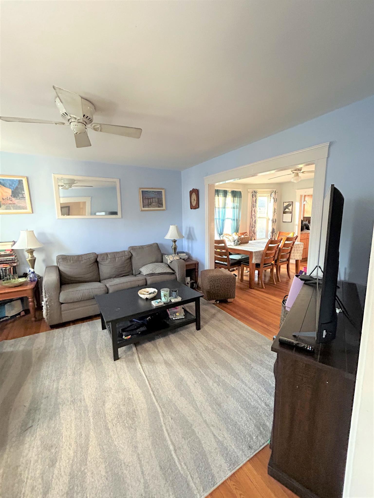 8 Valley St, Medford