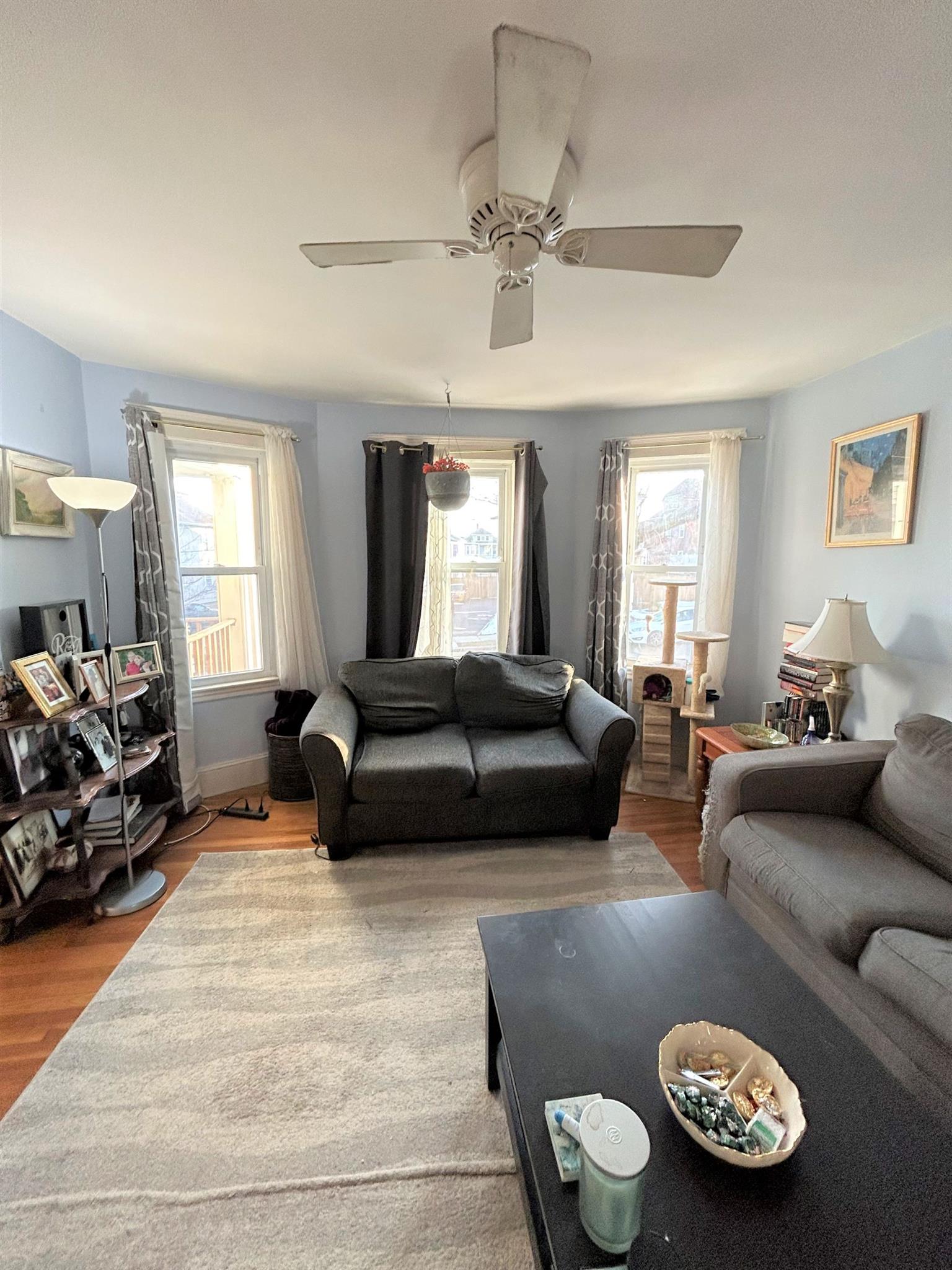 8 Valley St, Medford