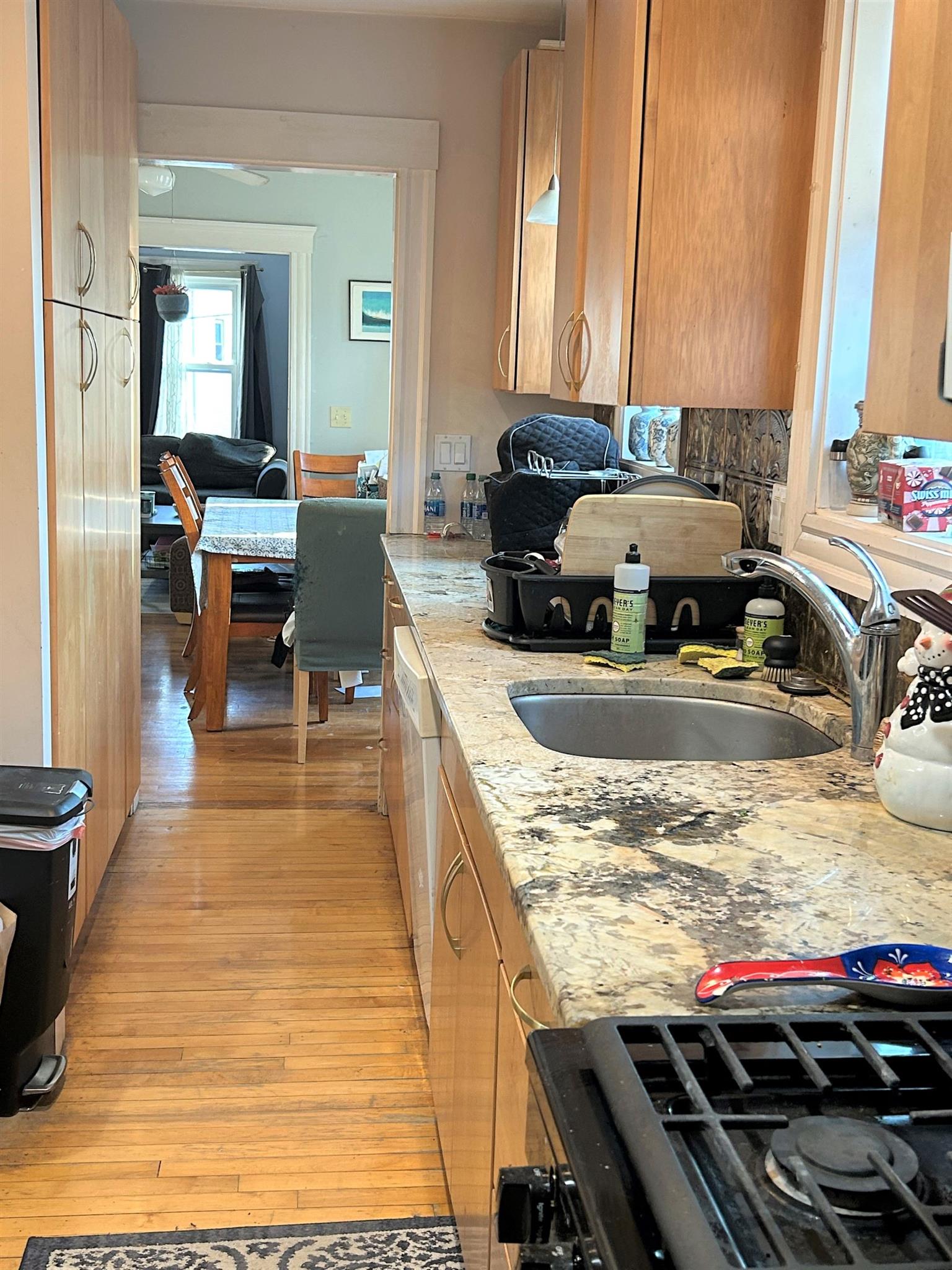 8 Valley St, Medford