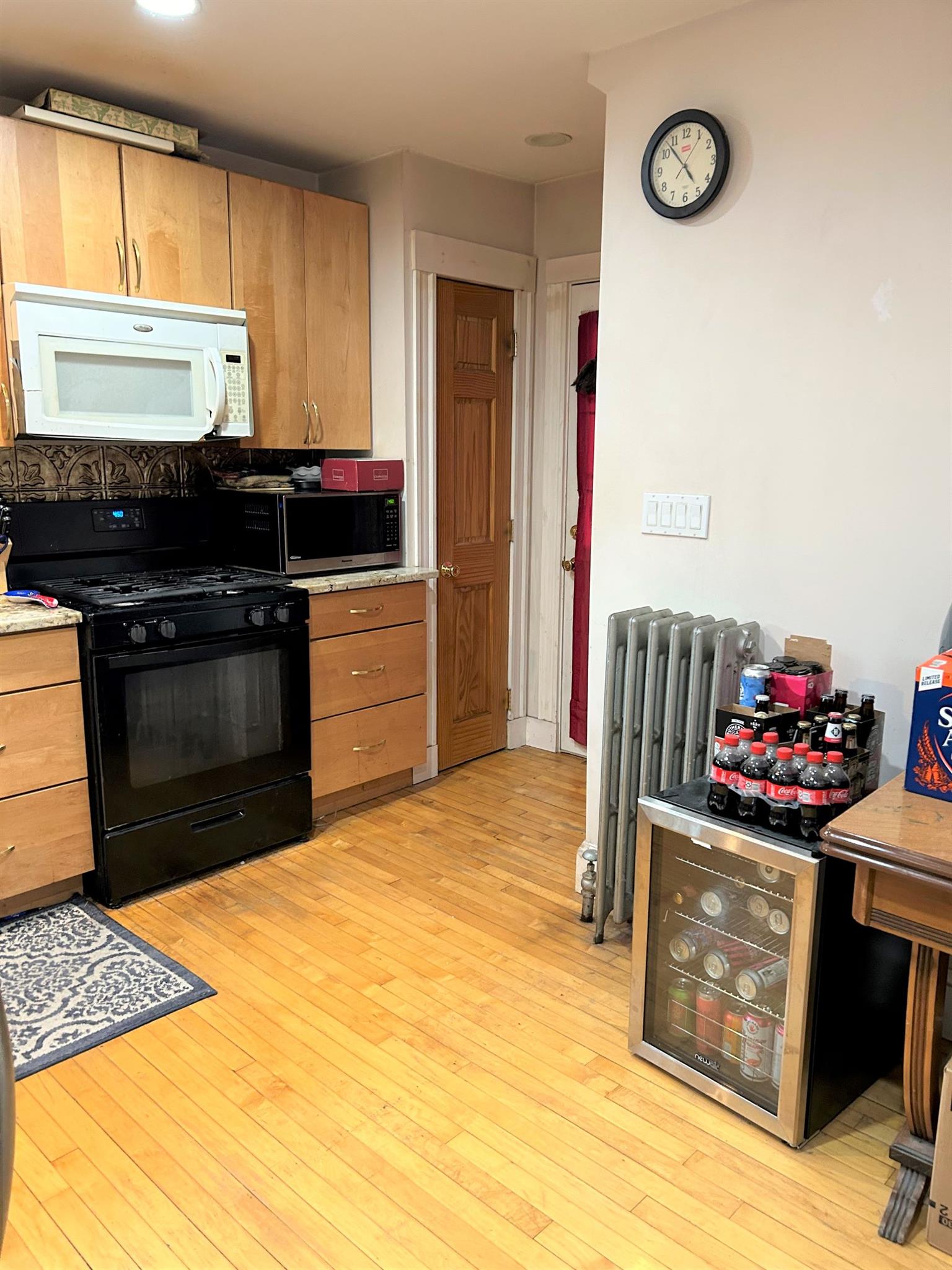 8 Valley St, Medford