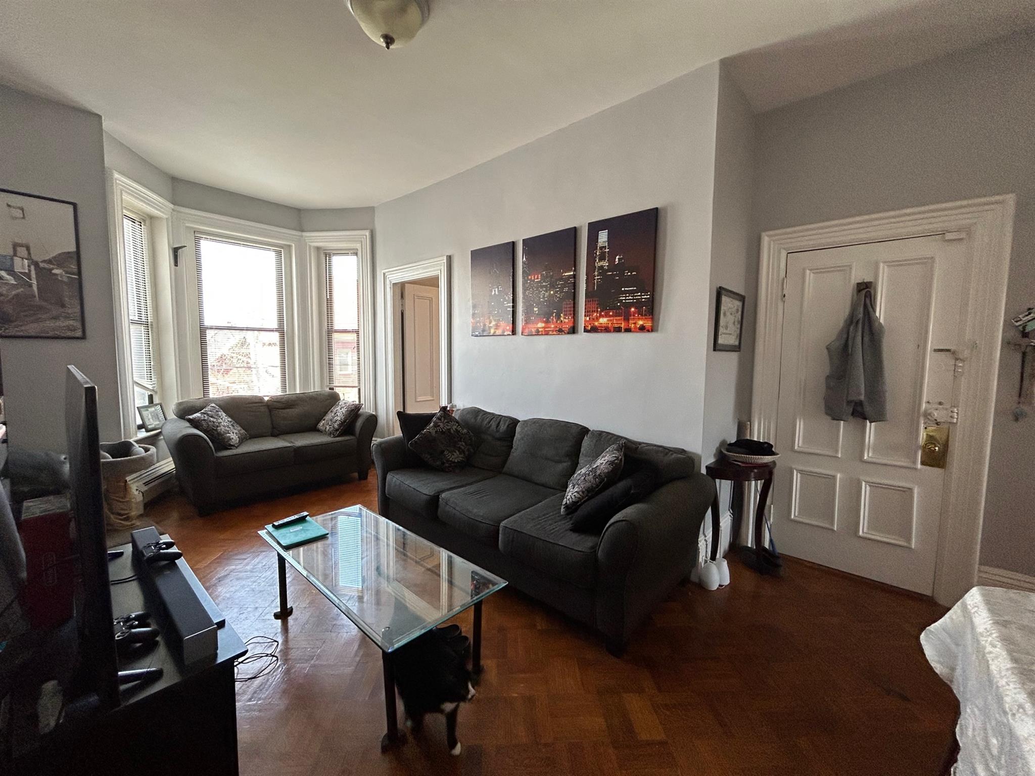 57 Adams St, Winter Hill