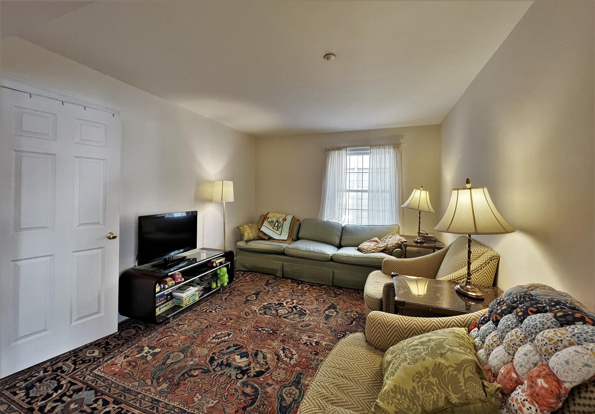 91 Pearson Ave, Davis Square