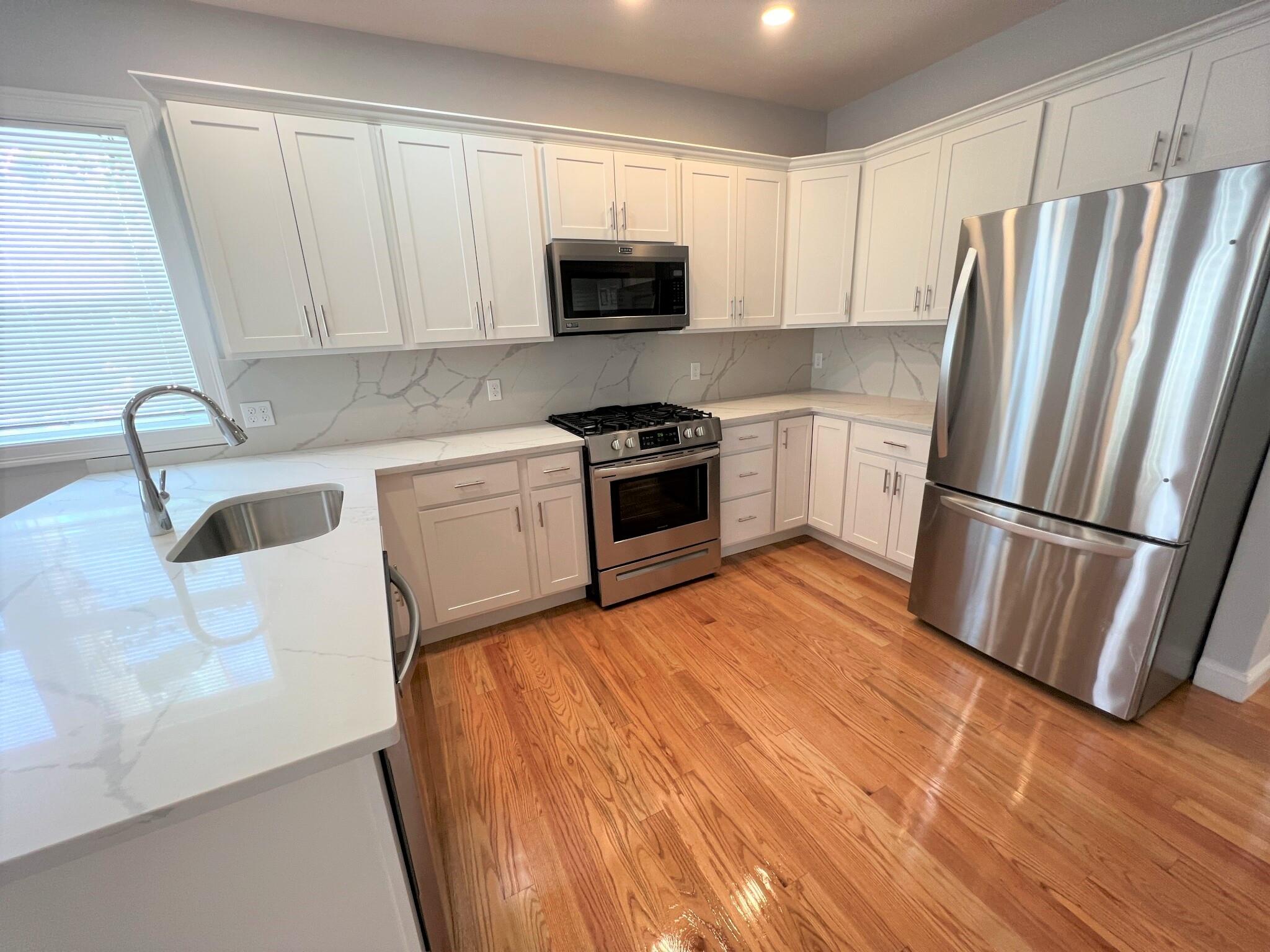 126 Cross St, East Somerville