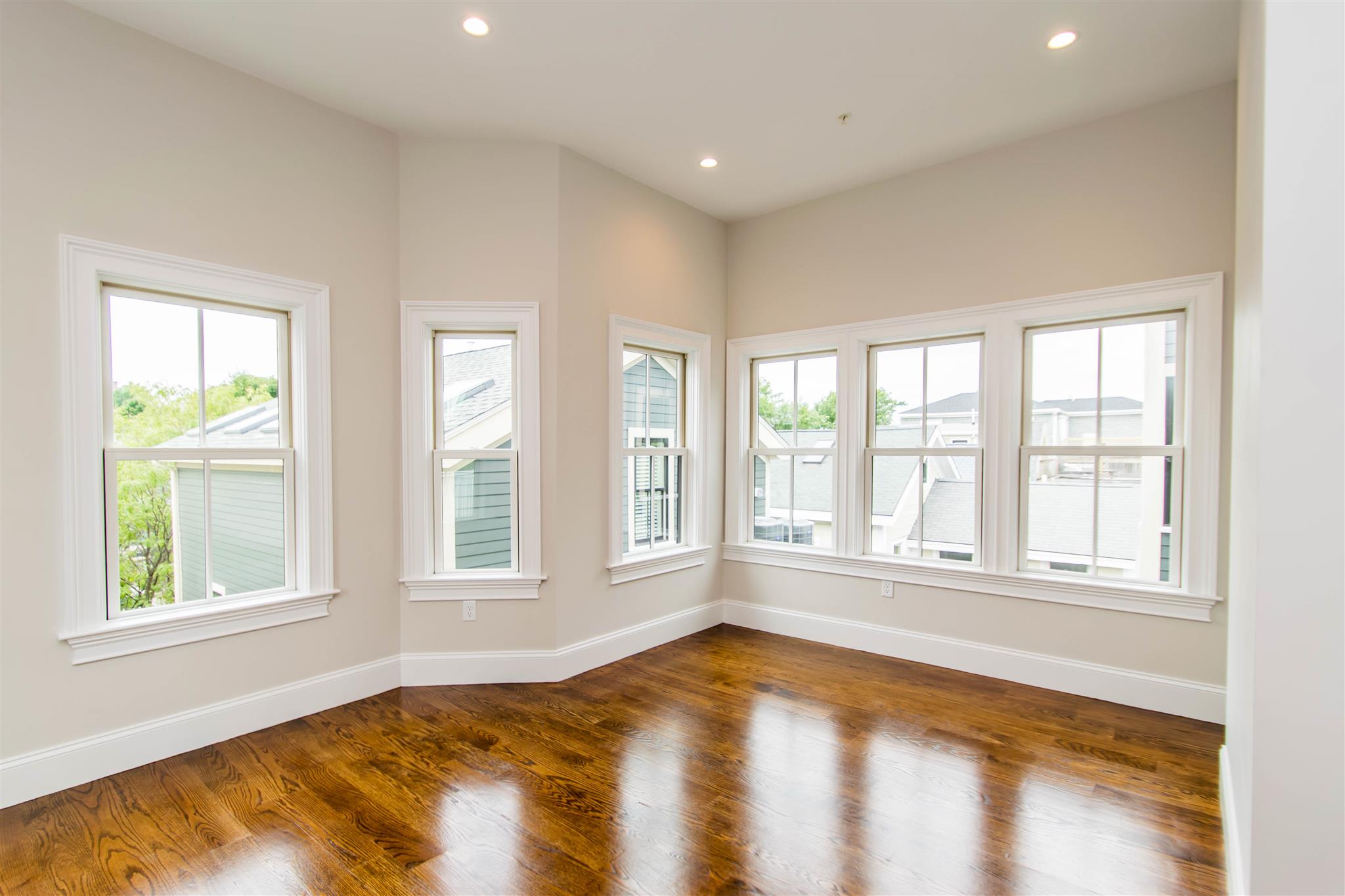 124 Columbia St, Central Square