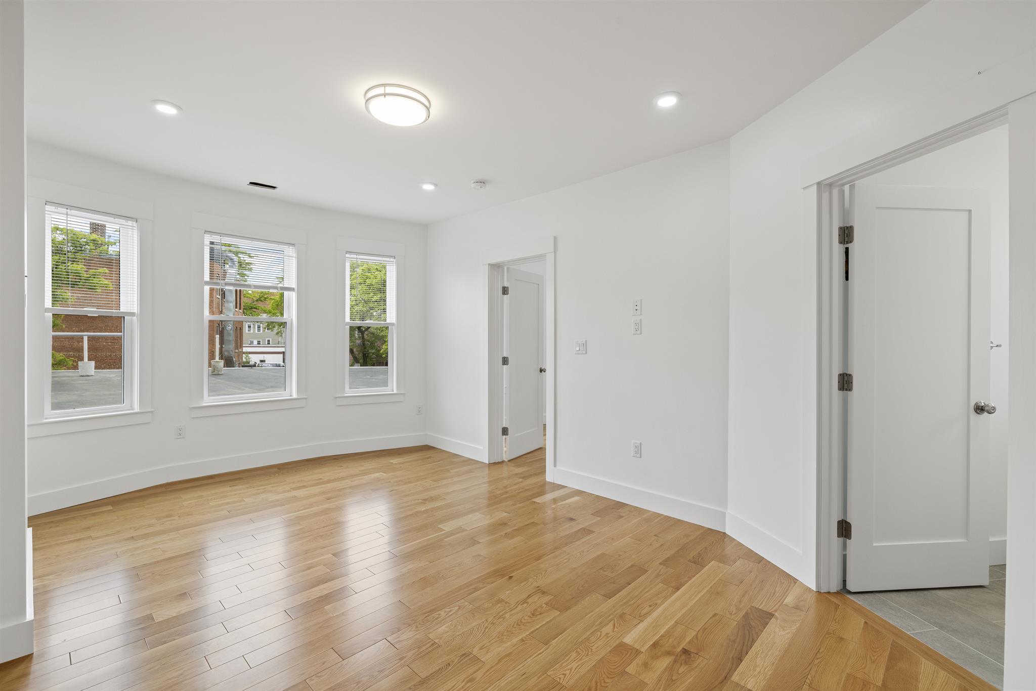 406 Columbia St, Central Square