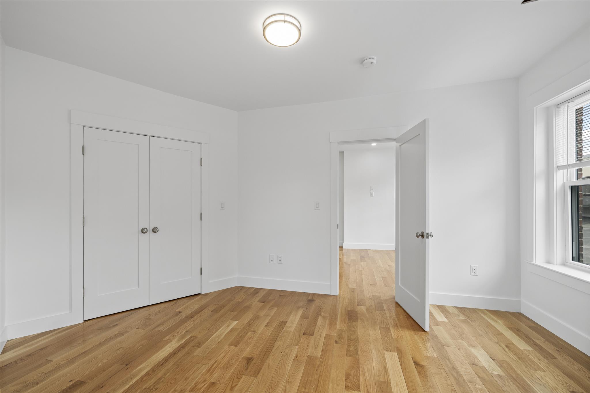 406 Columbia St, Central Square