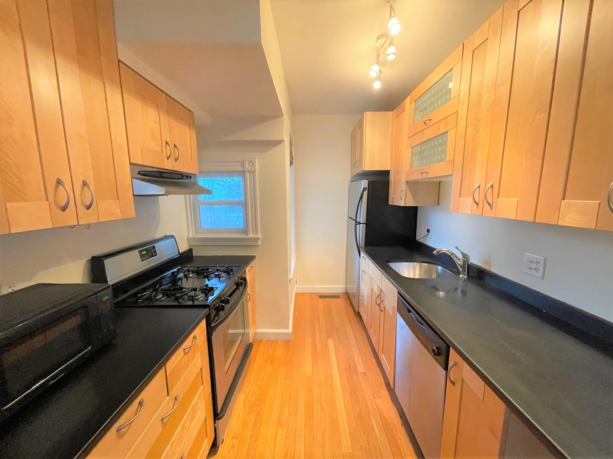 57 Creighton St, Porter Square