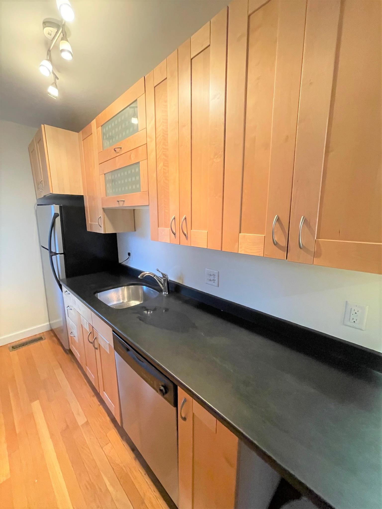 57 Creighton St, Porter Square