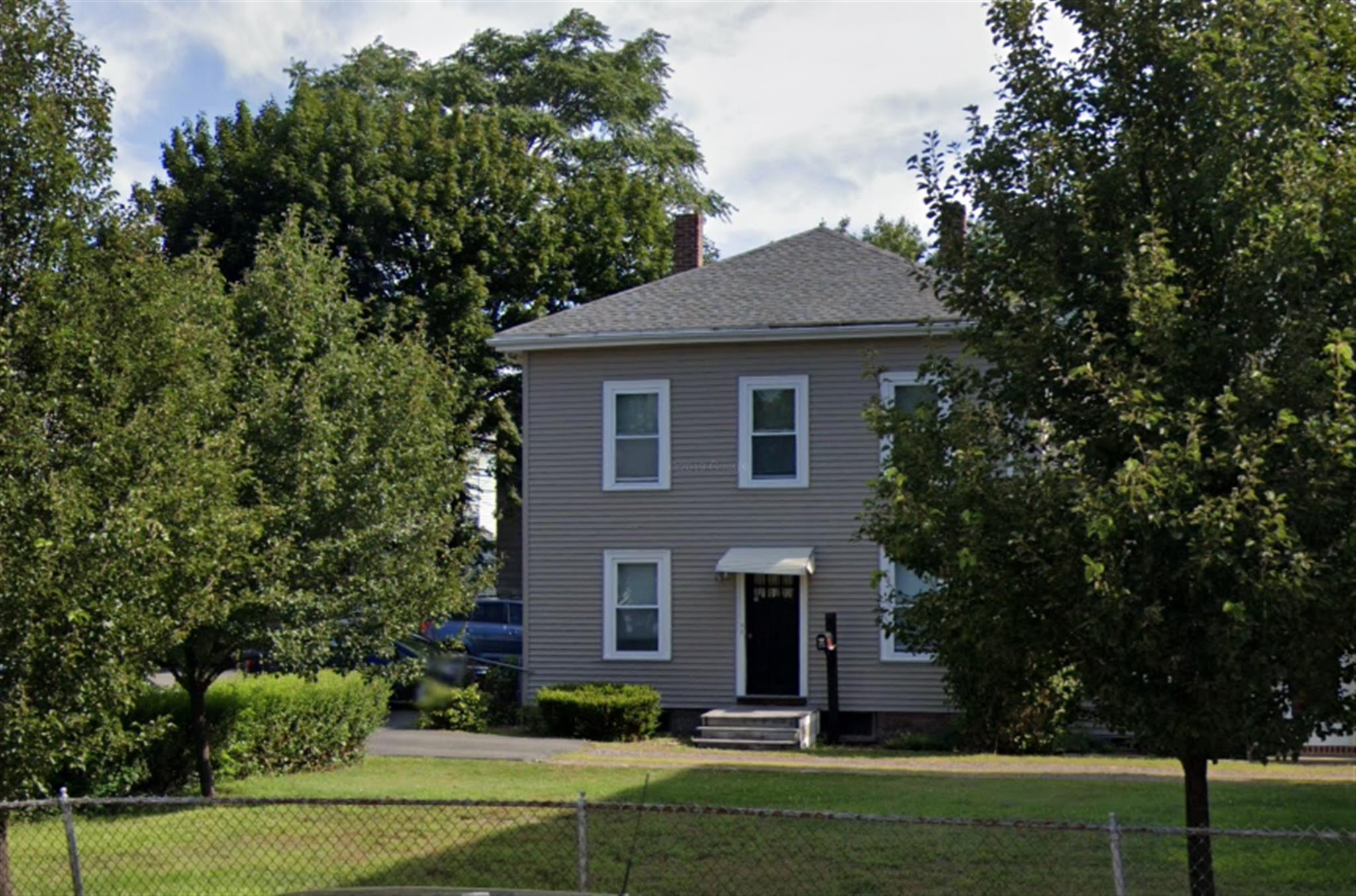 309 Highland Ave, Davis Square