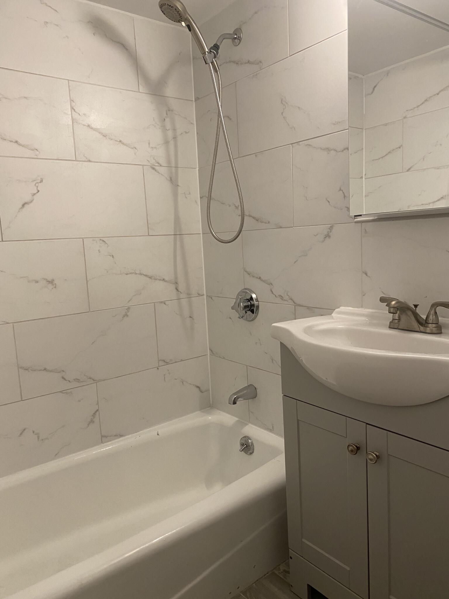 524 Putnam Ave, Cambridgeport