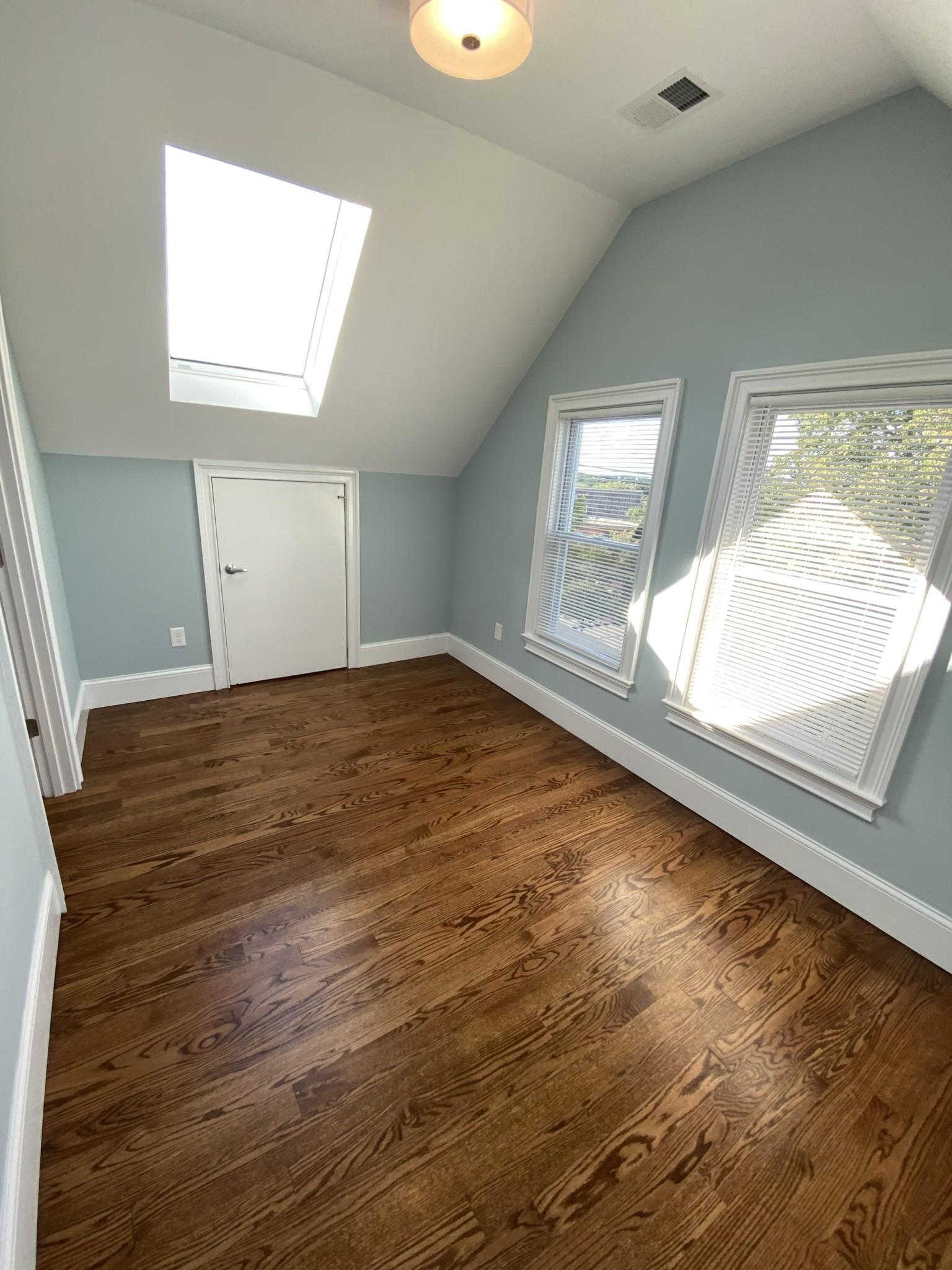 5 Hamilton Rd, Teele Square