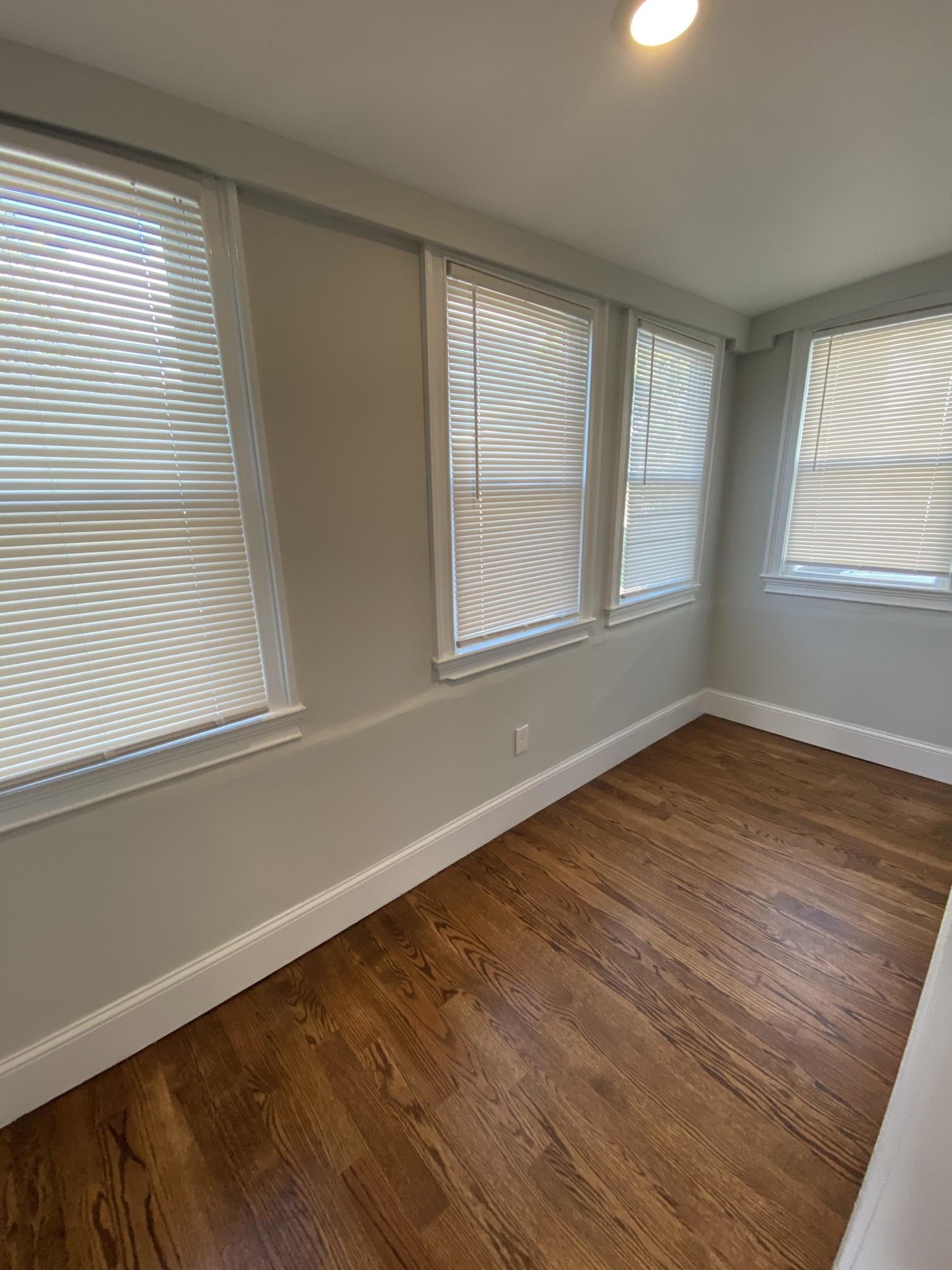 5 Hamilton Rd, Teele Square