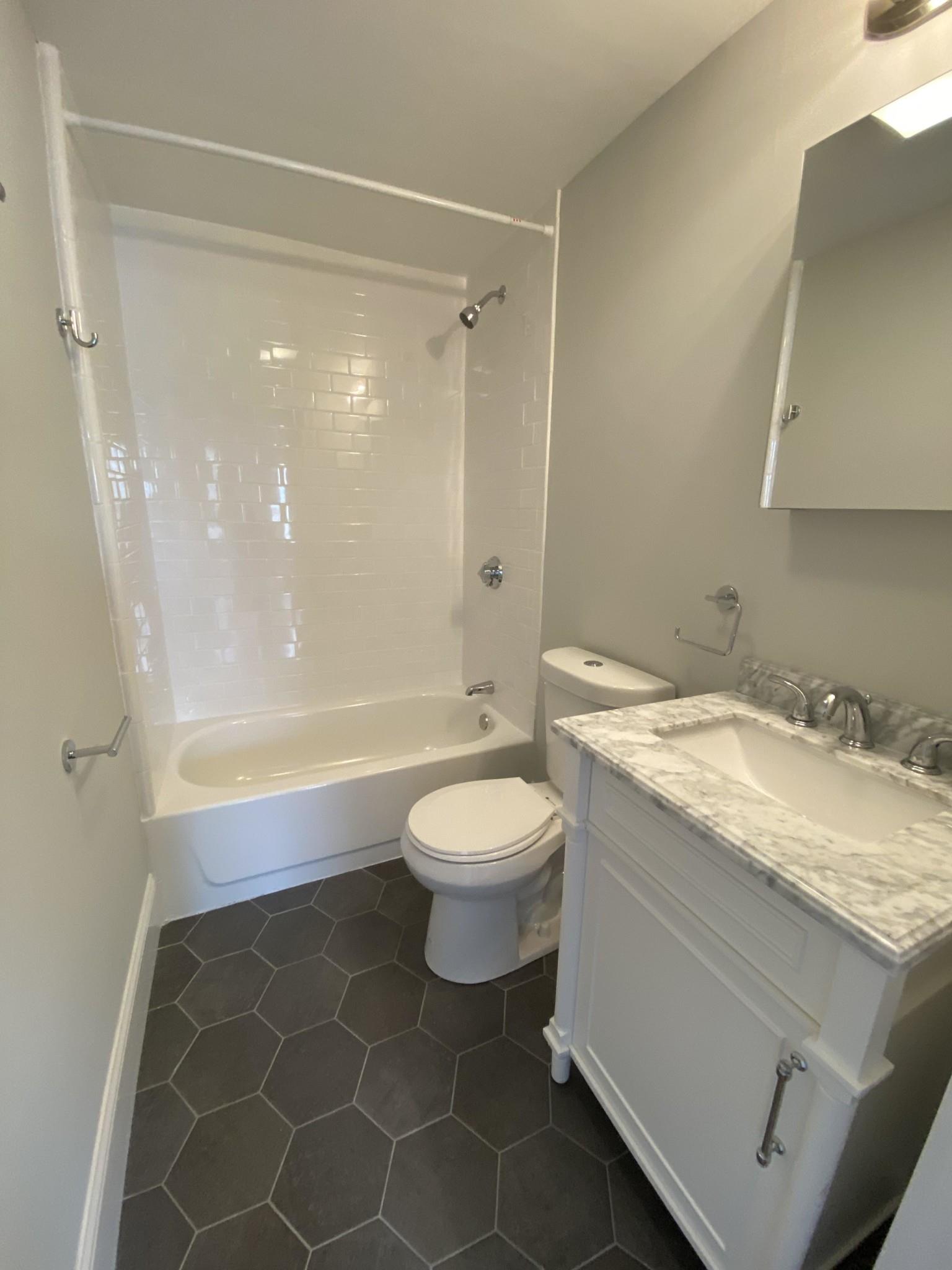 5 Hamilton Rd, Teele Square