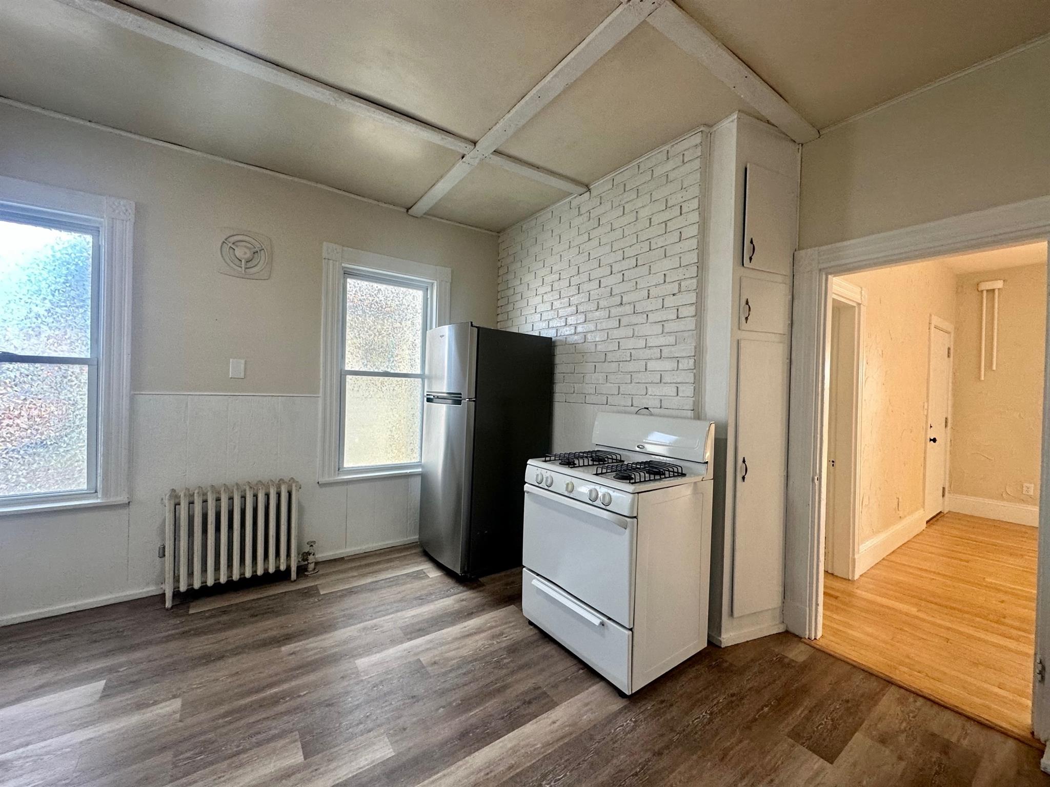 578 Main St, Medford