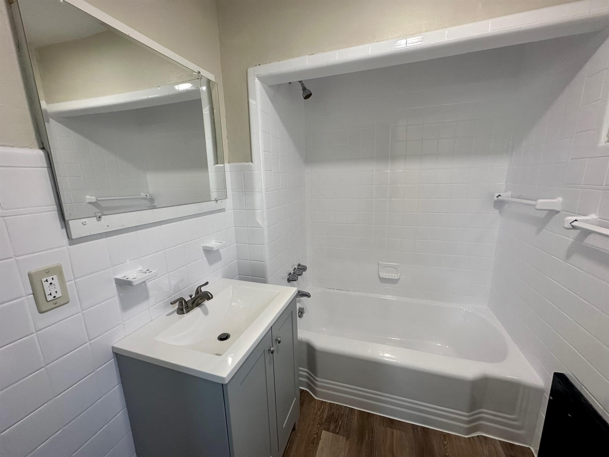 578 Main St, Medford