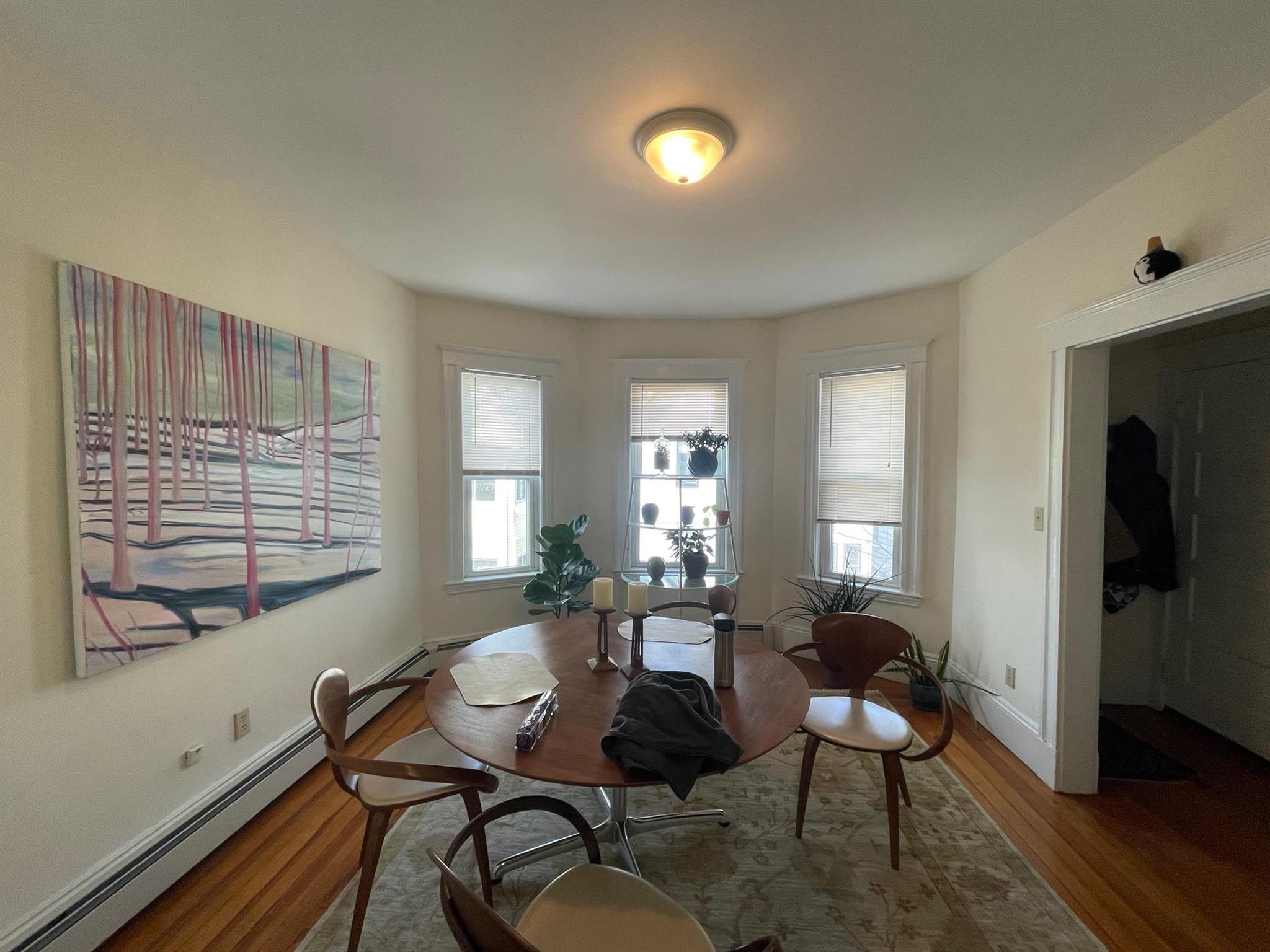 17 Belmont Sq, Porter Square