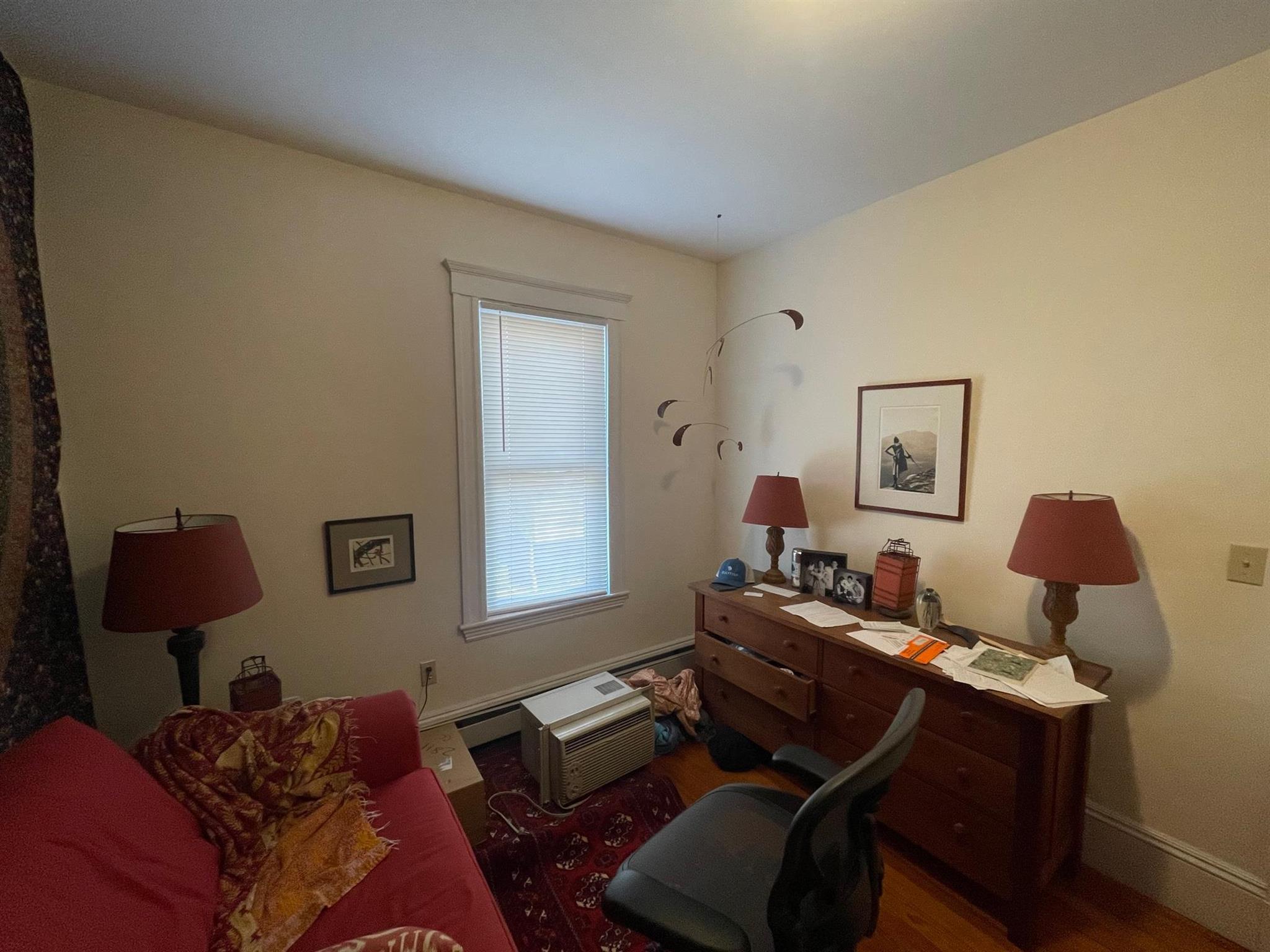 17 Belmont Sq, Porter Square