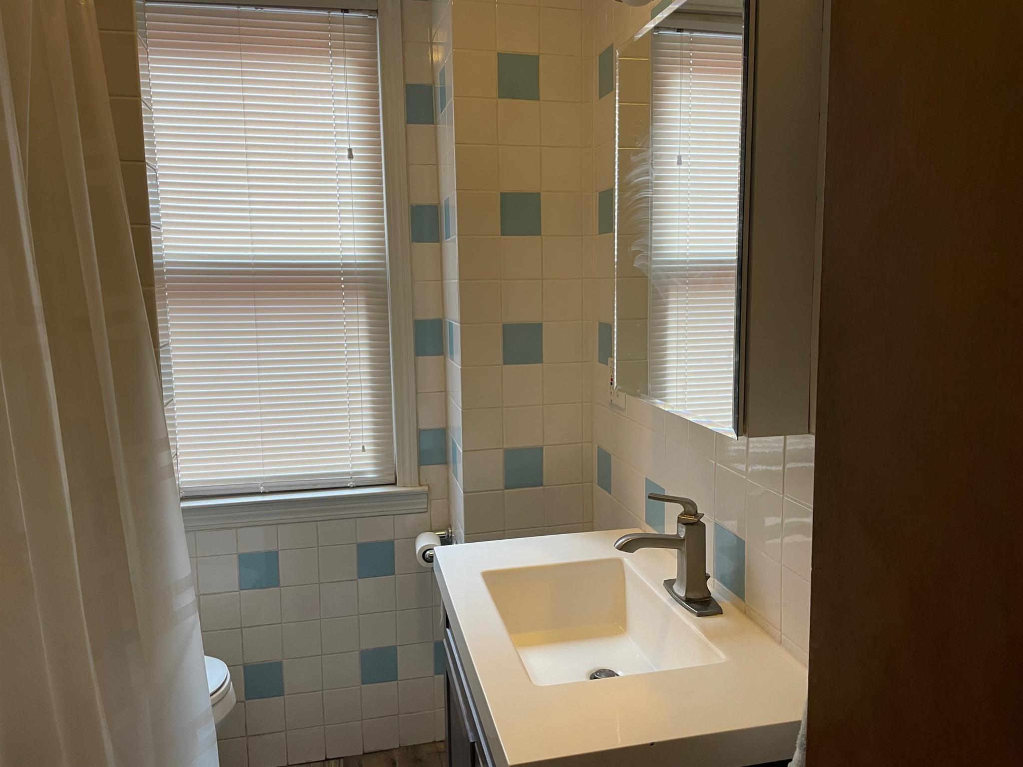 72 School St, Central Square