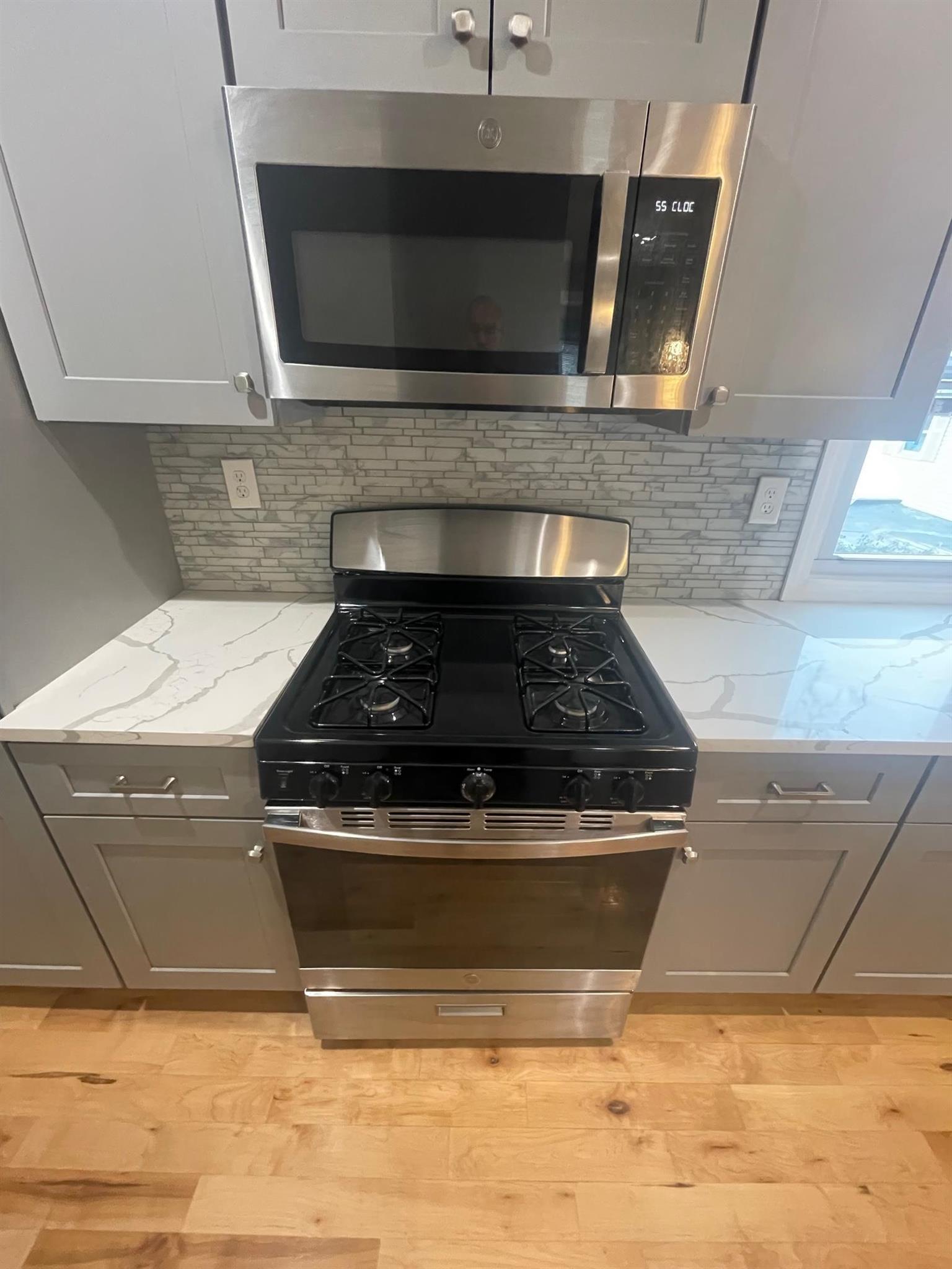 1 Theriault Ct, North Cambridge