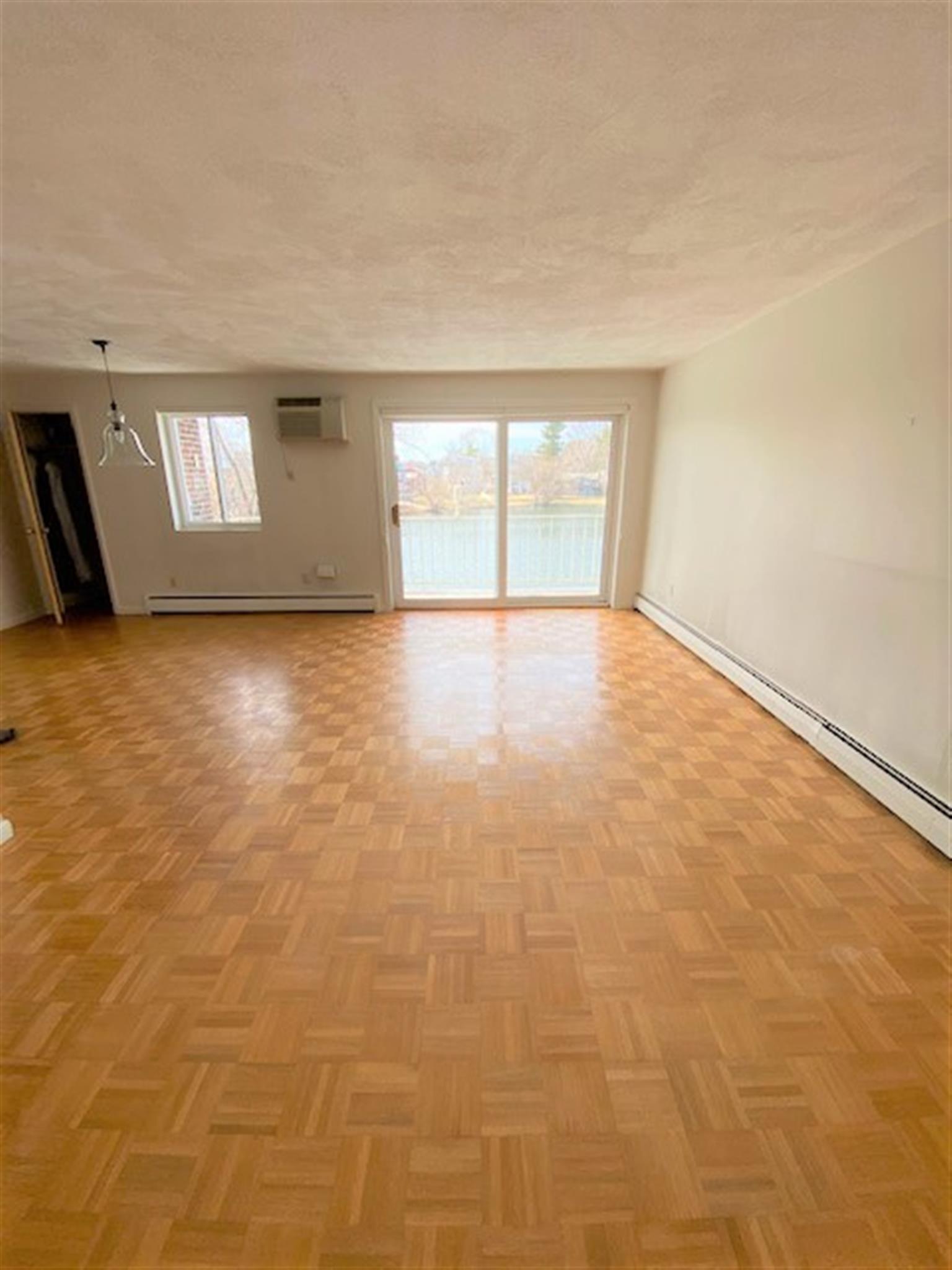 18 Hamilton Rd, Arlington