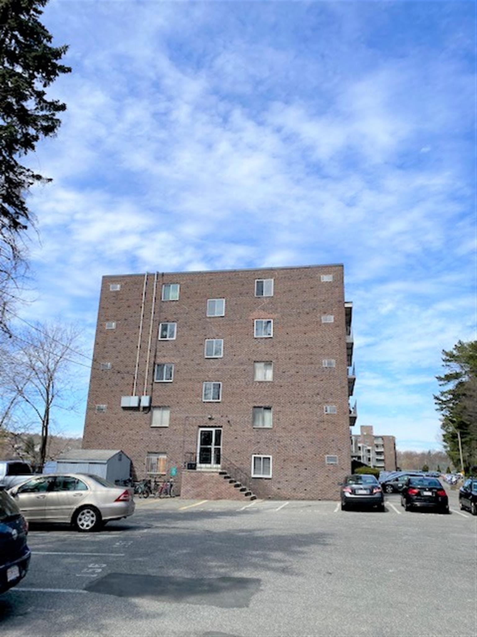 18 Hamilton Rd, Arlington