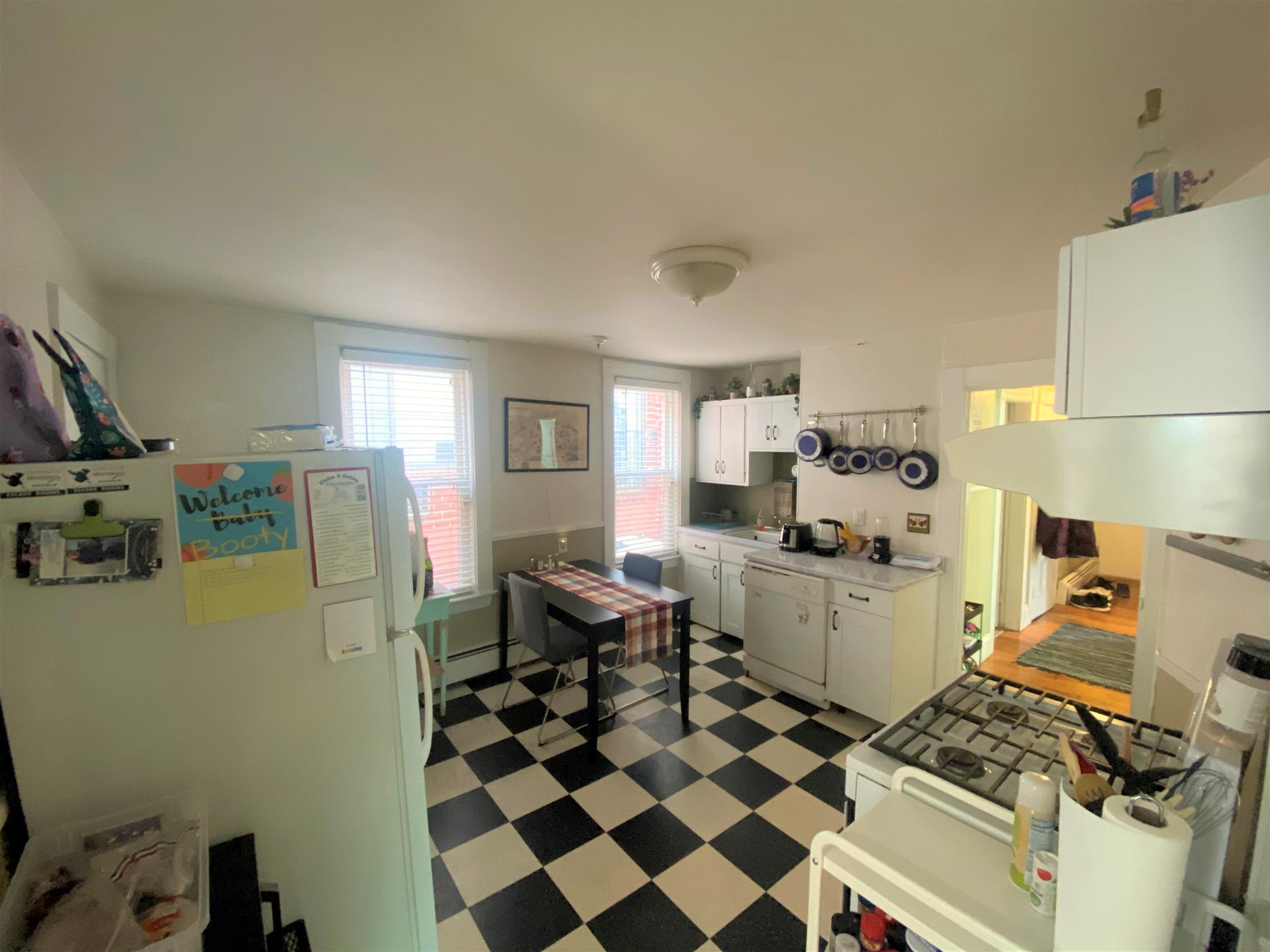 375 Highland Ave, Powder House Square