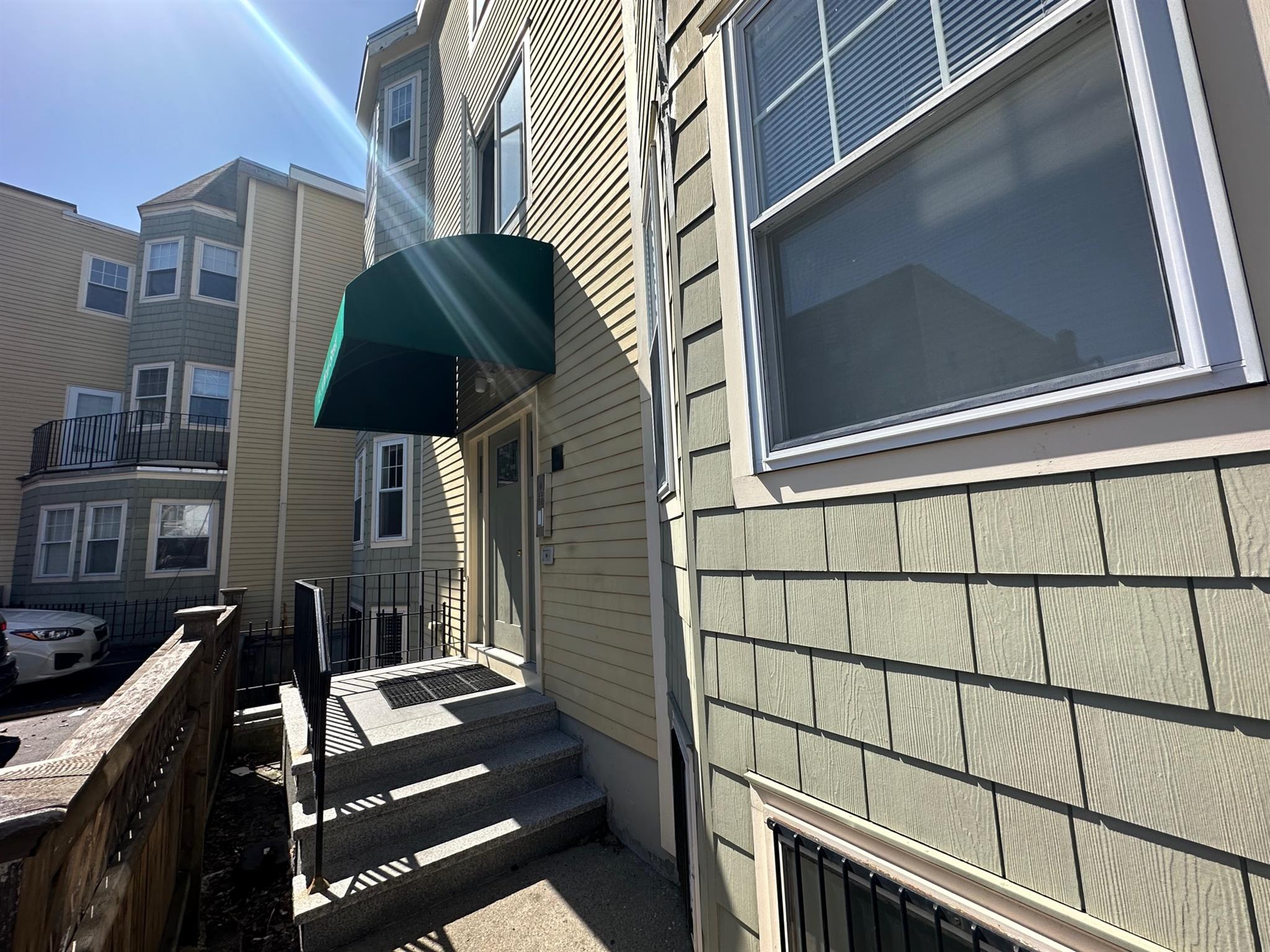 12 Winter St, Davis Square