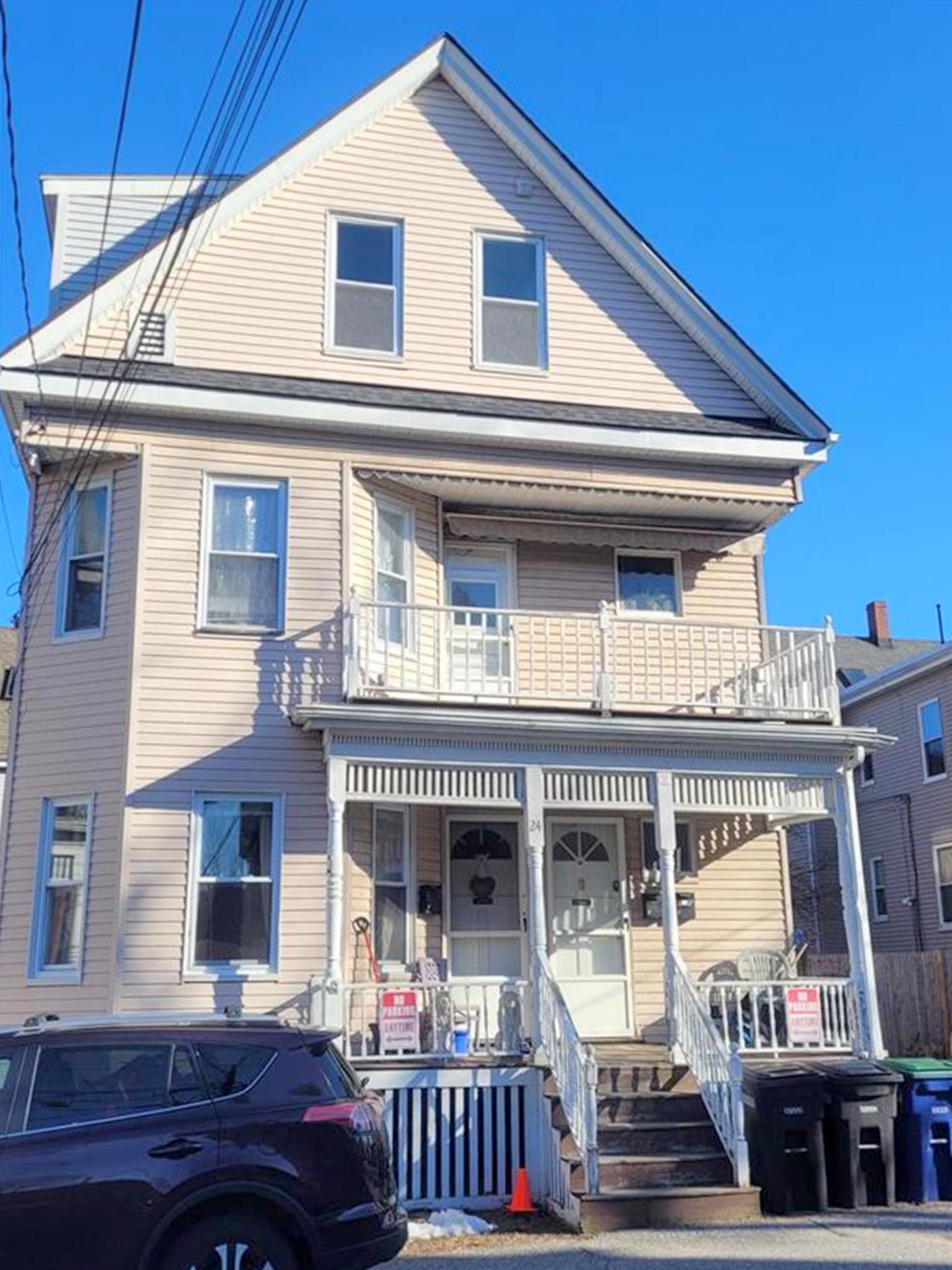 24 Ellington Rd, Davis Square