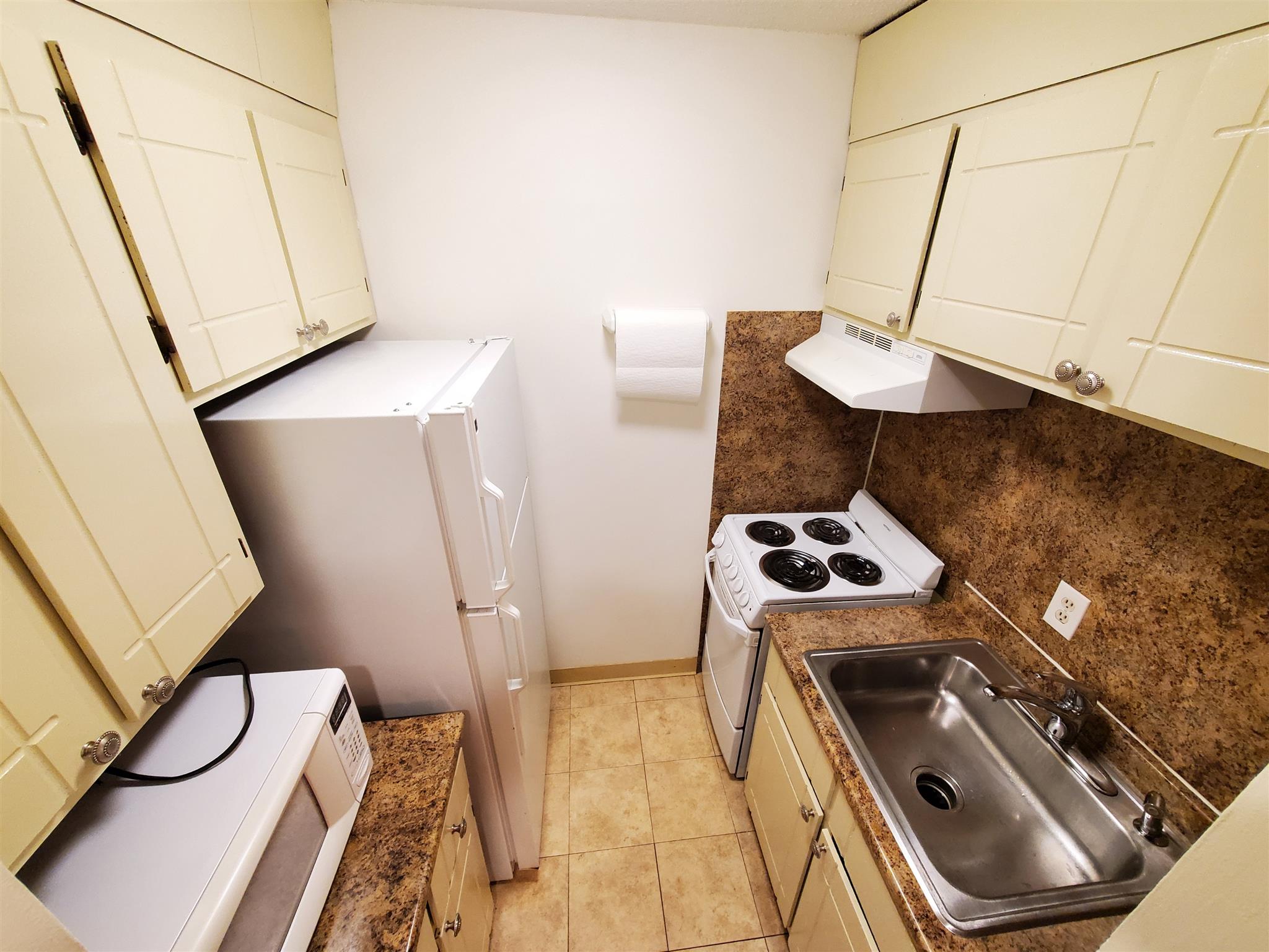 474 Broadway, Magoun Square