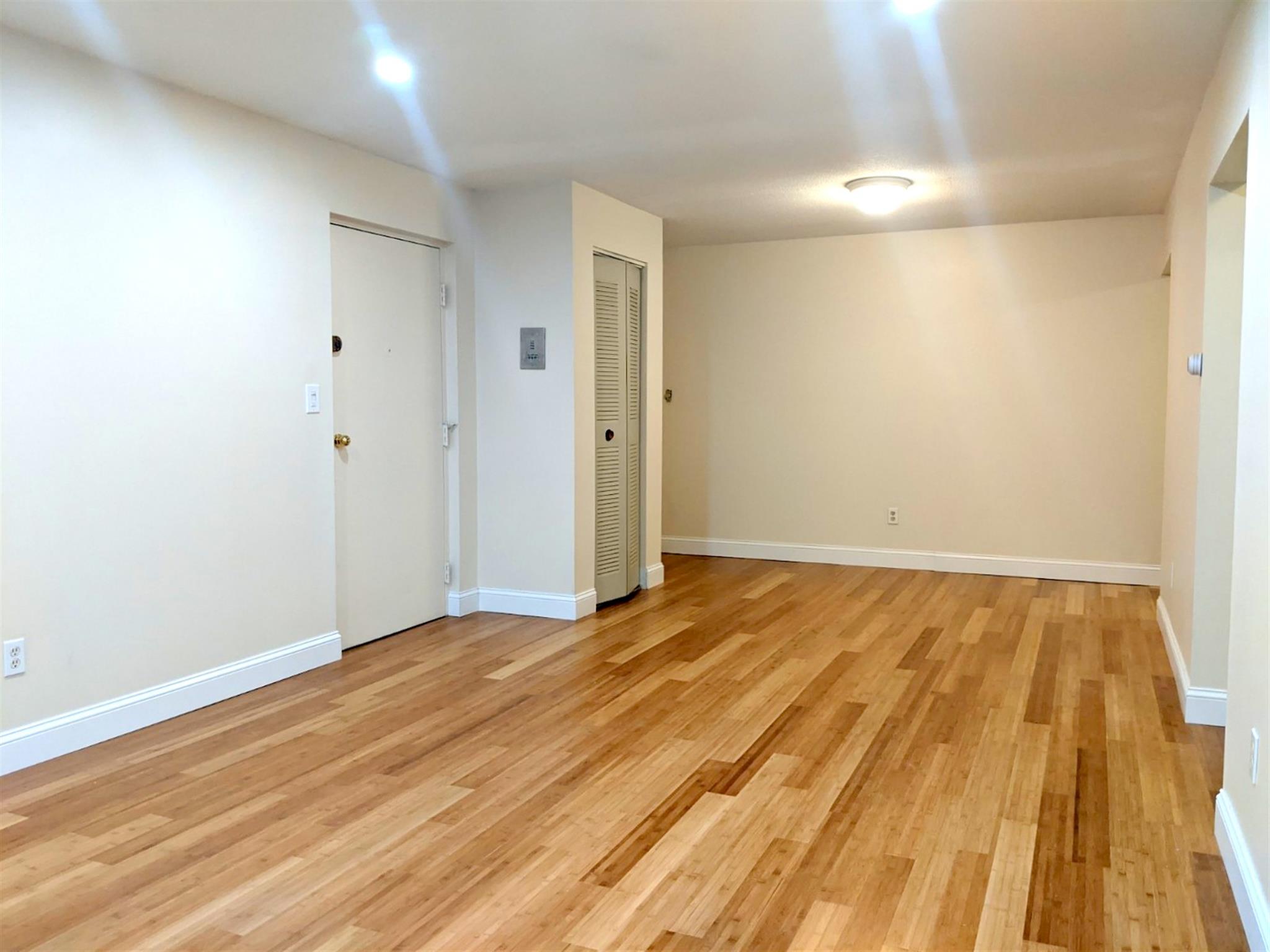 12 Cameron Ave, Davis Square