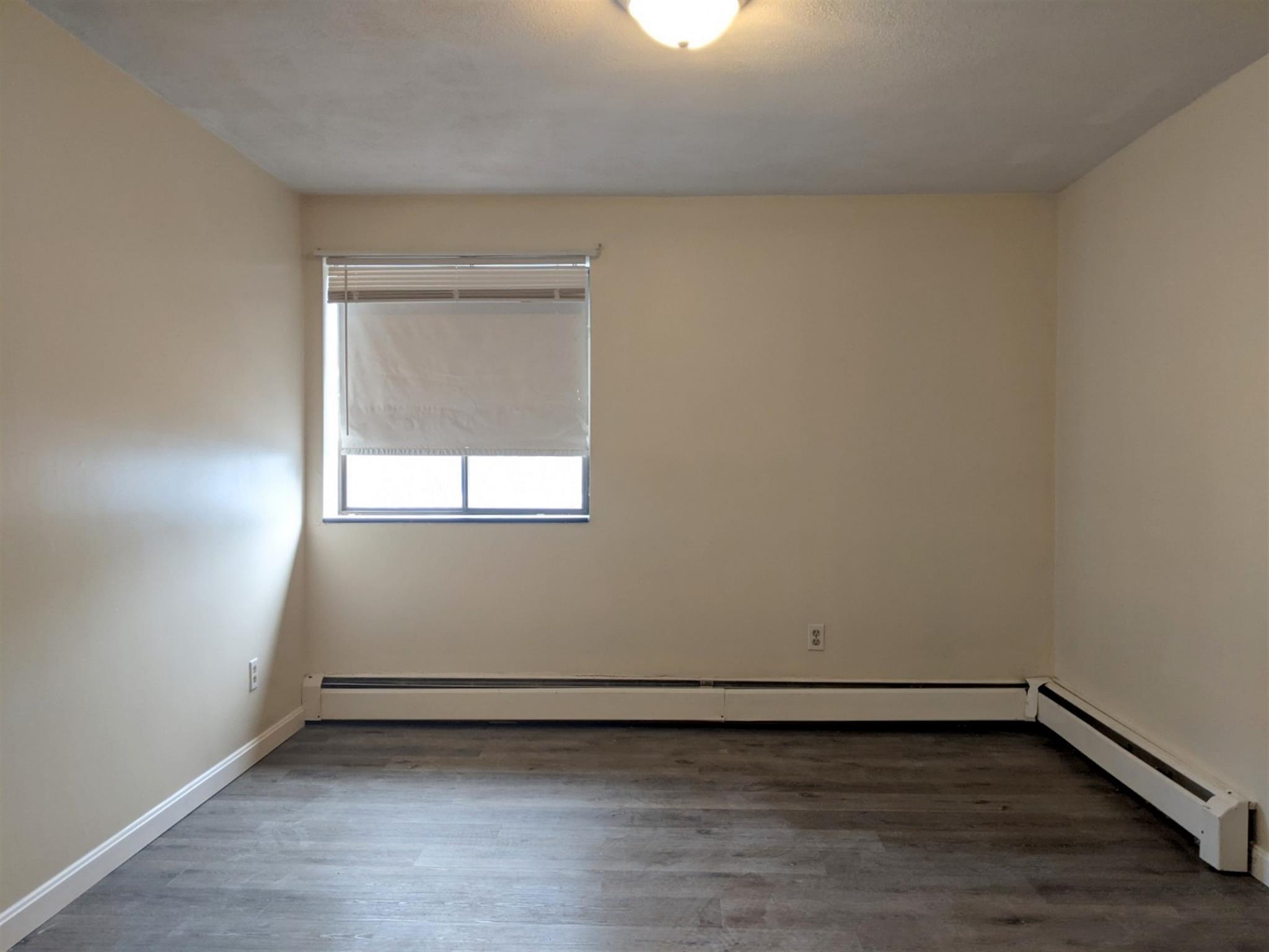 86 Newbury St, Teele Square