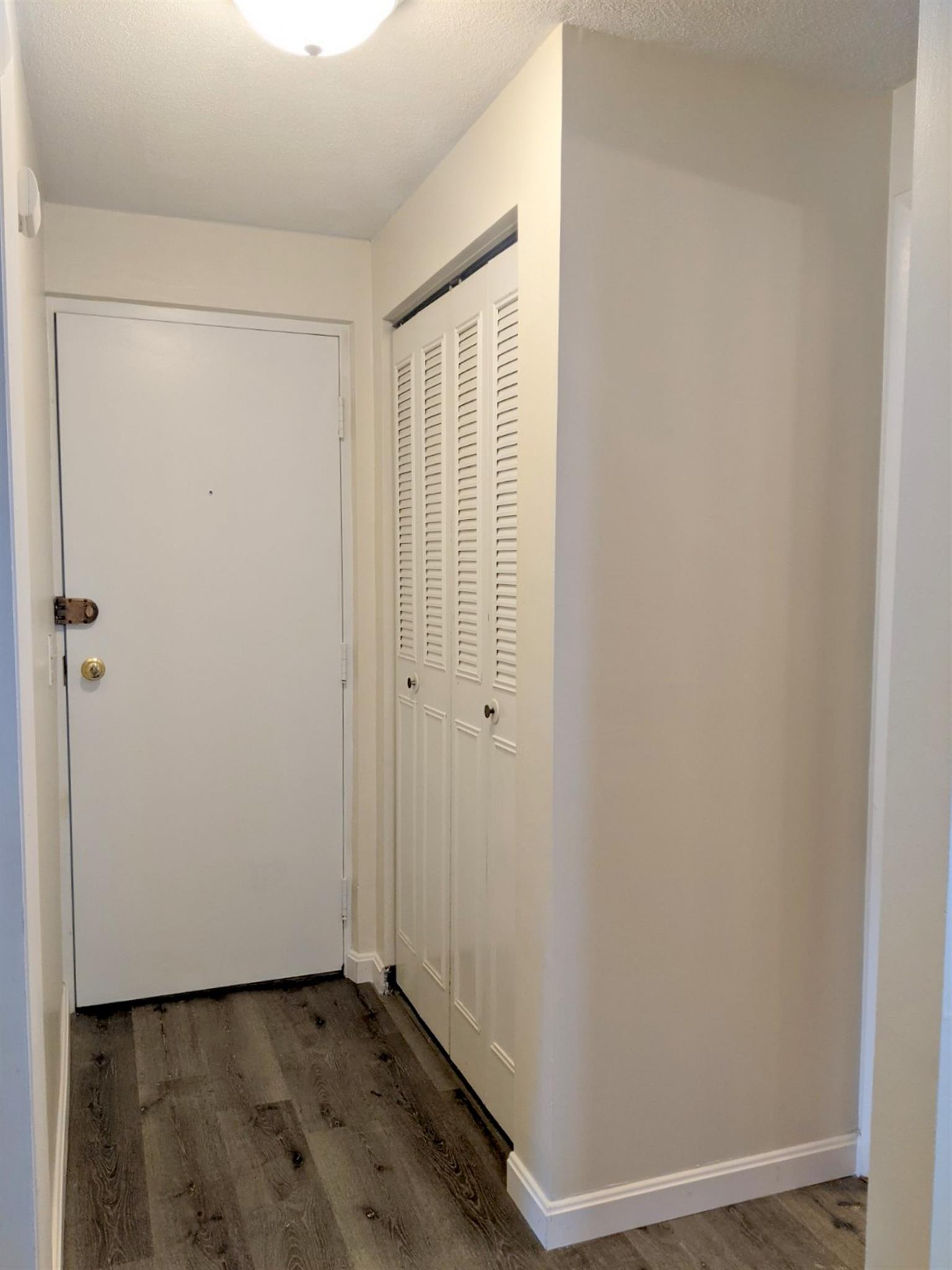 86 Newbury St, Teele Square