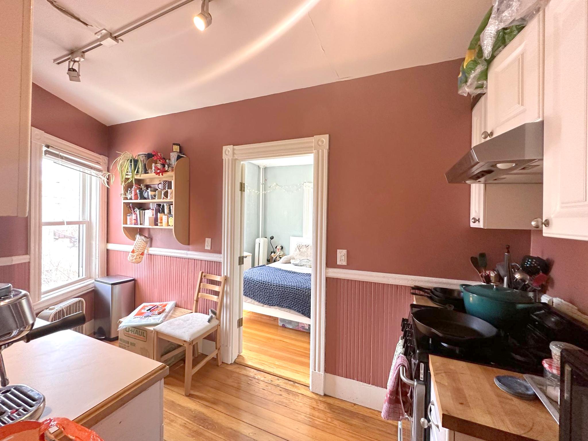 111 Woodstock St, West Somerville