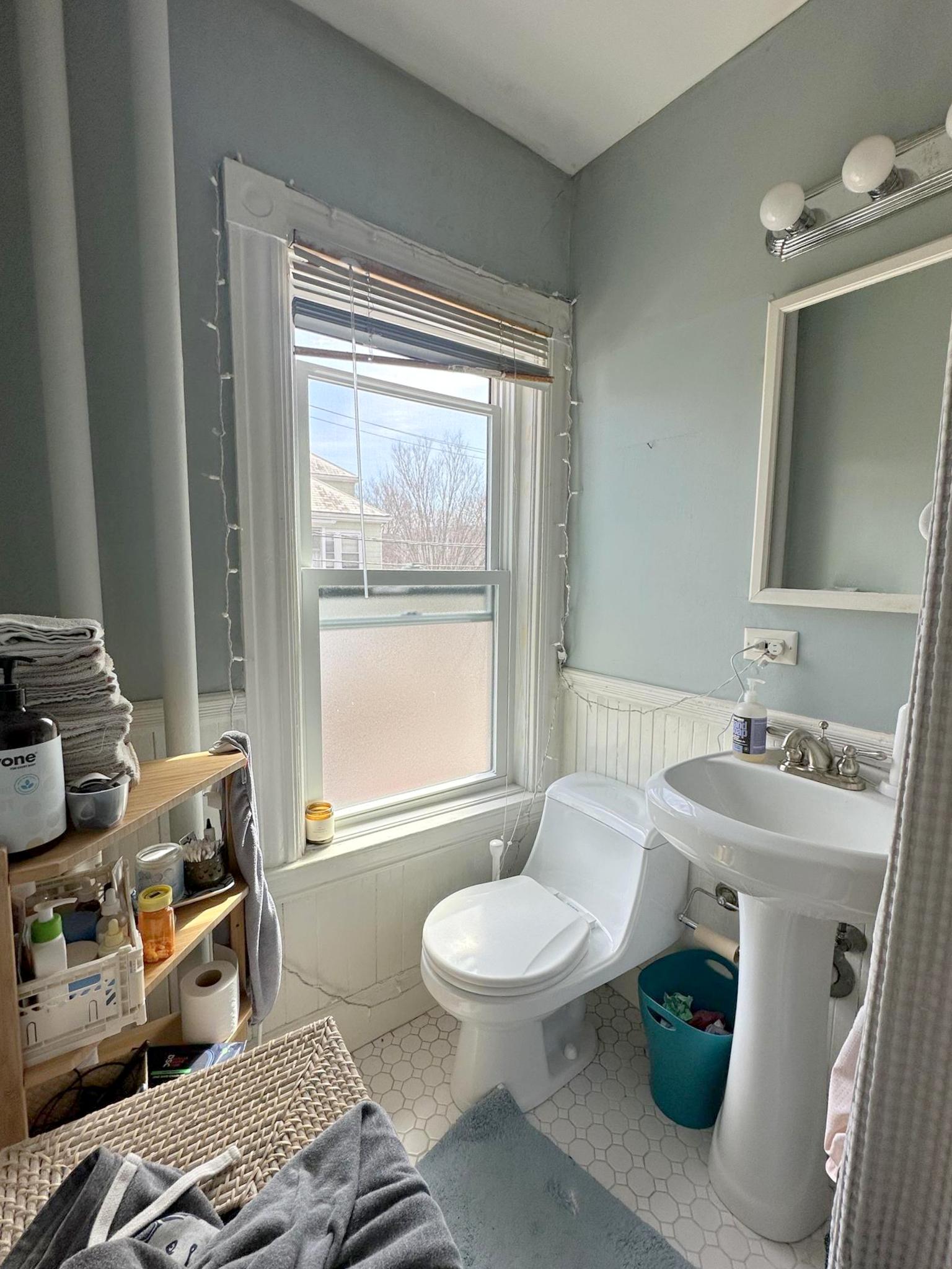 111 Woodstock St, West Somerville