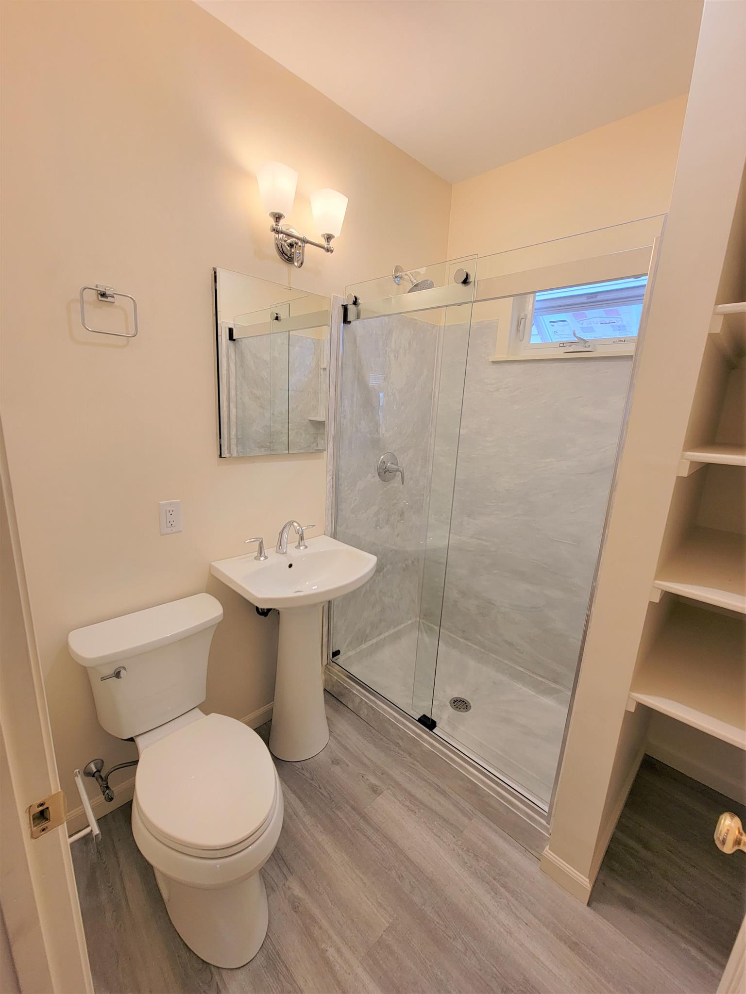 28 Lexington Ave, Davis Square