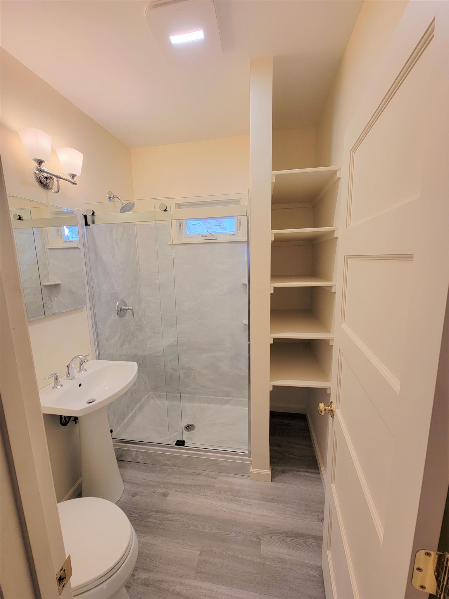 28 Lexington Ave, Davis Square