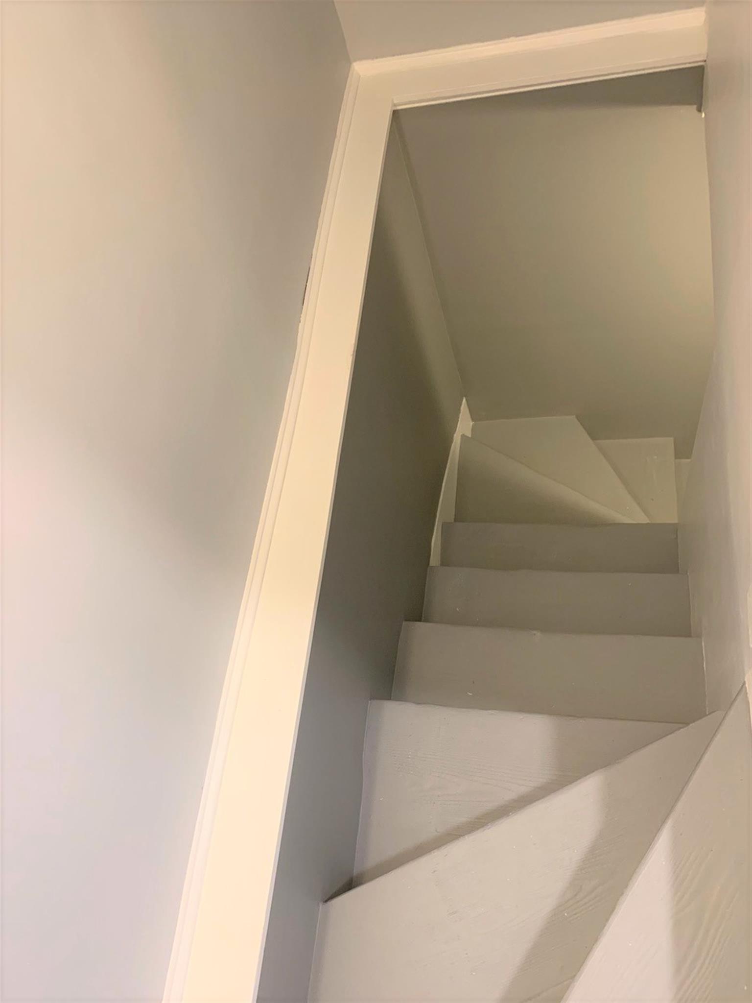 547 Broadway, Ball Square