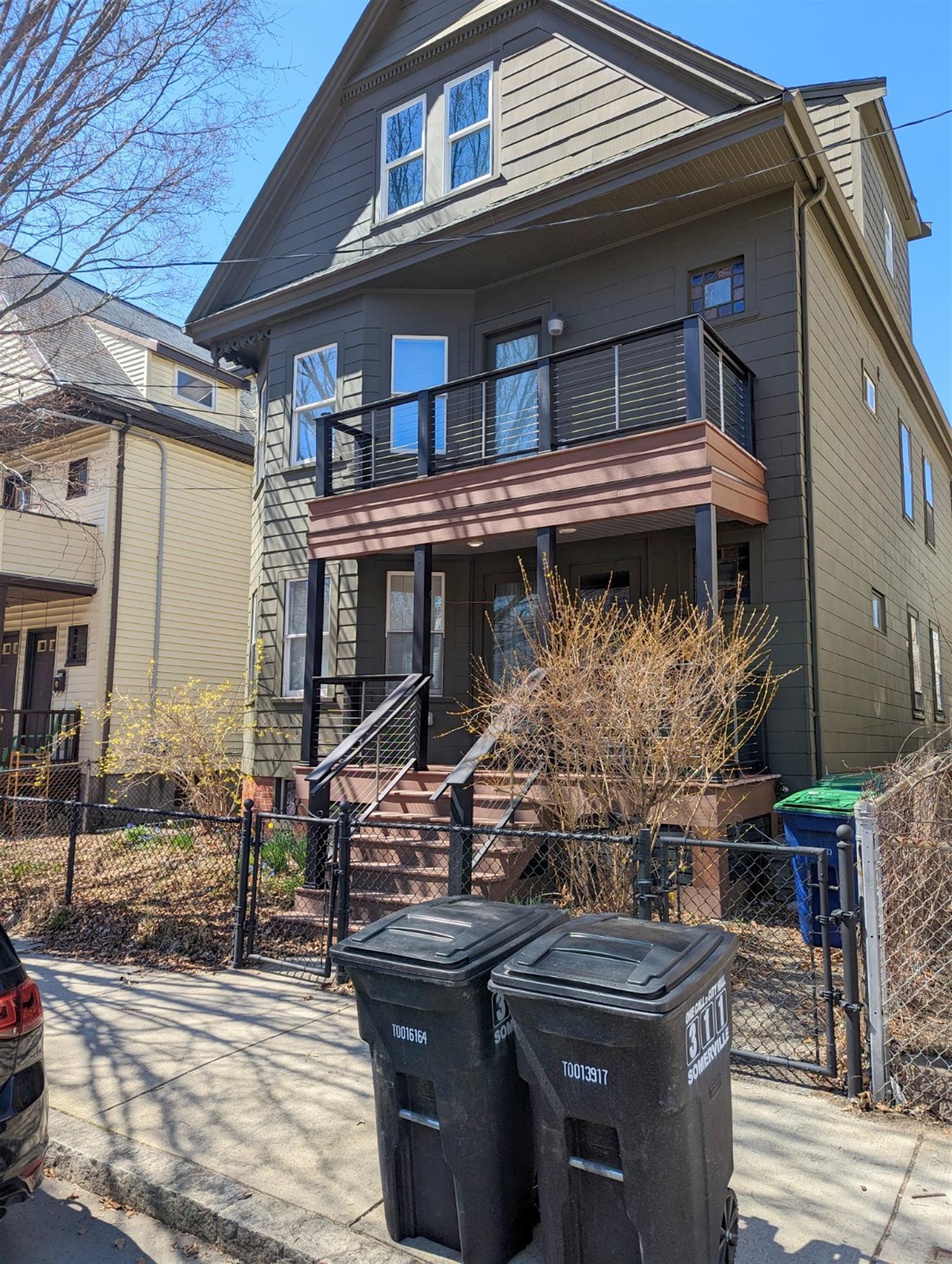 89 Yorktown St, Davis Square