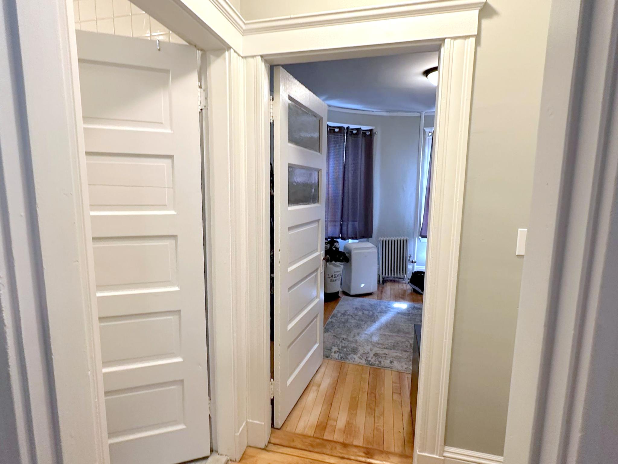 269 Huron Ave, Huron Village