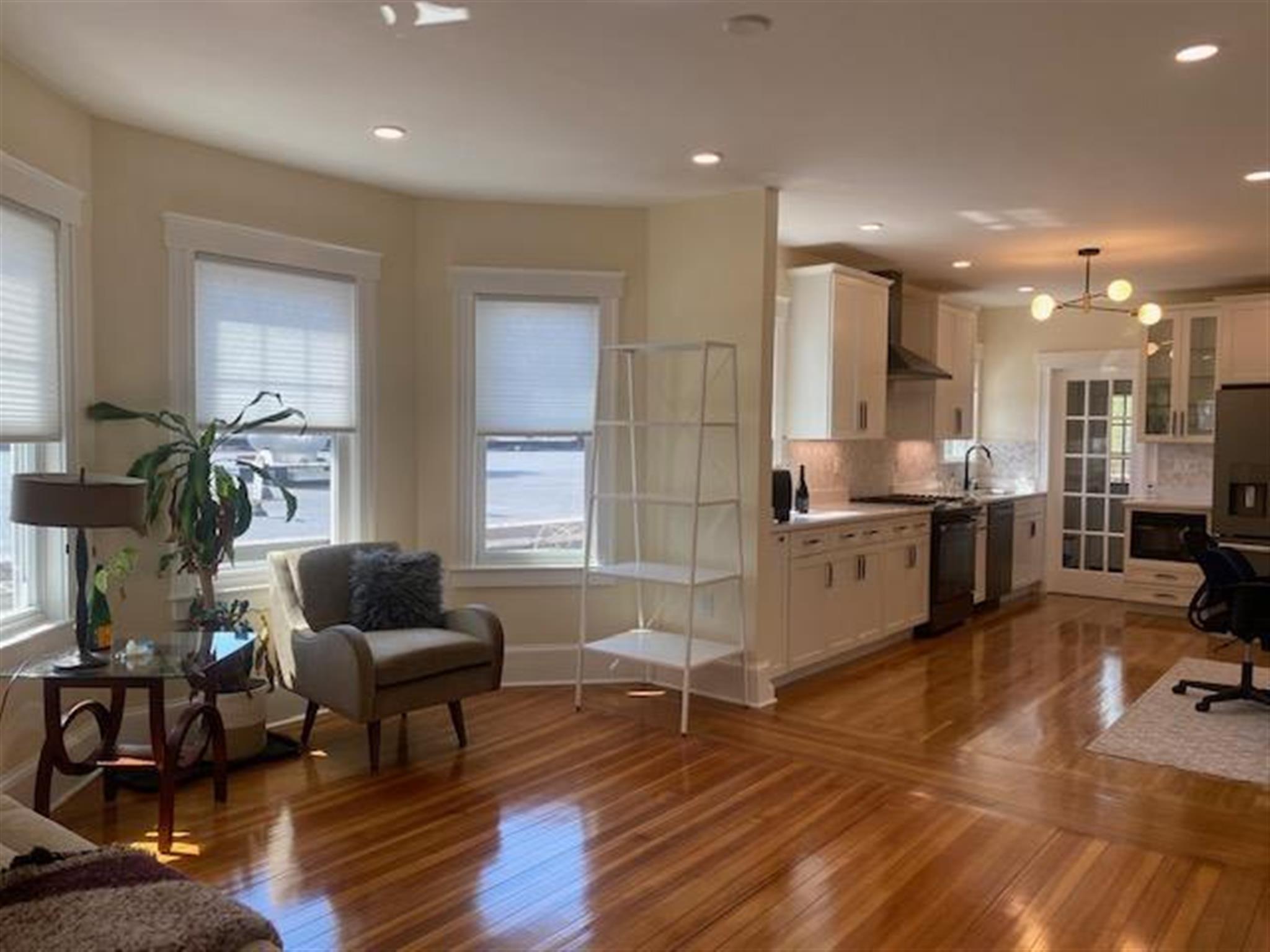 4 Barton St, Teele Square