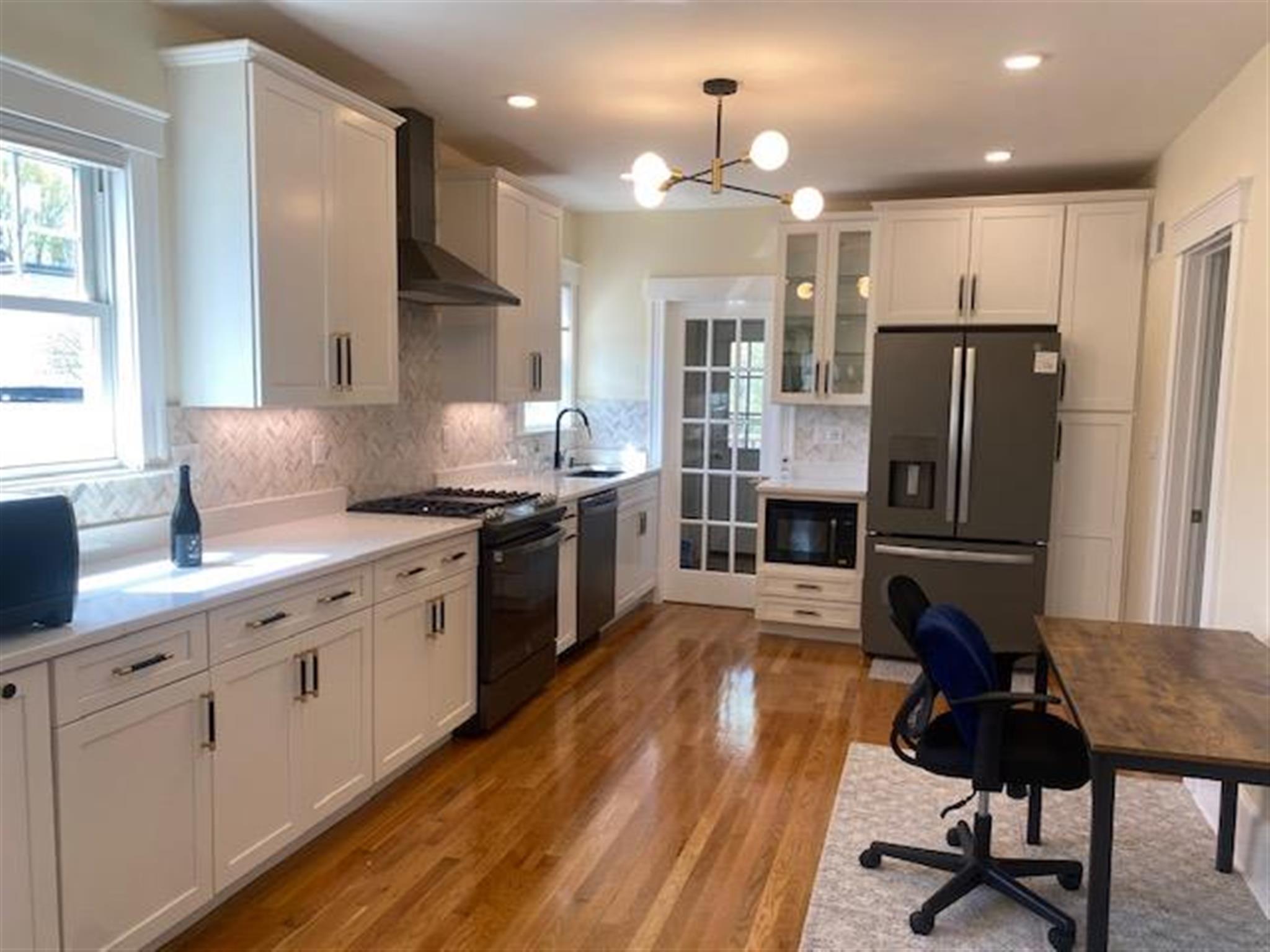 4 Barton St, Teele Square