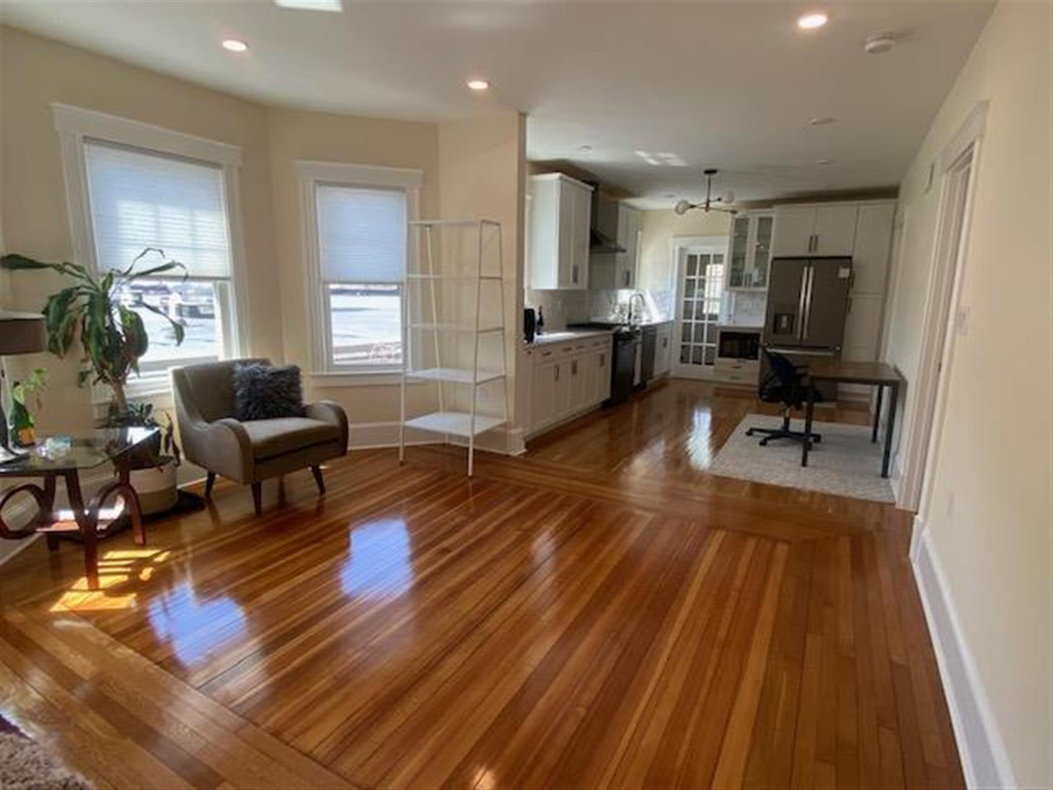 4 Barton St, Teele Square