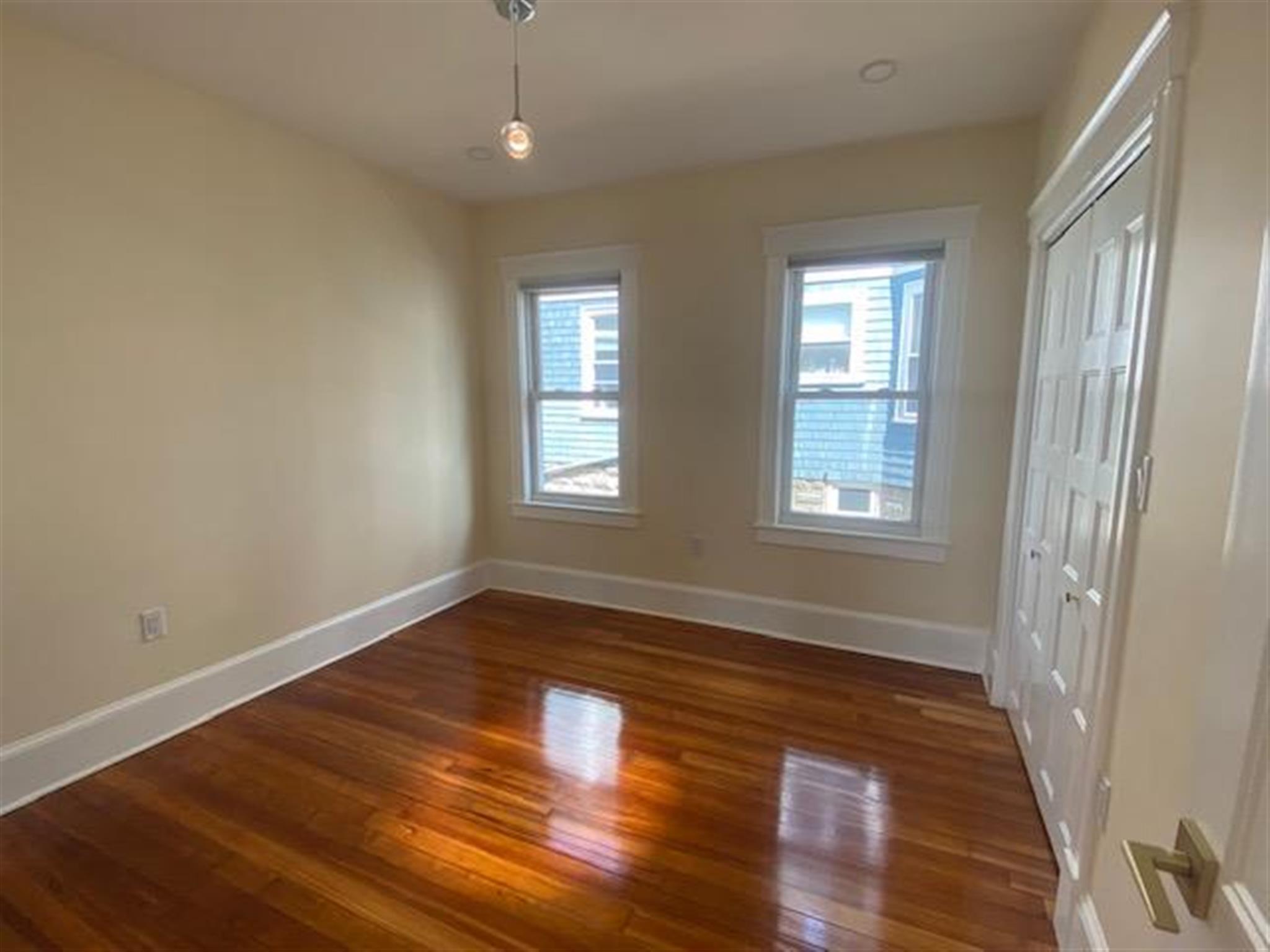 4 Barton St, Teele Square