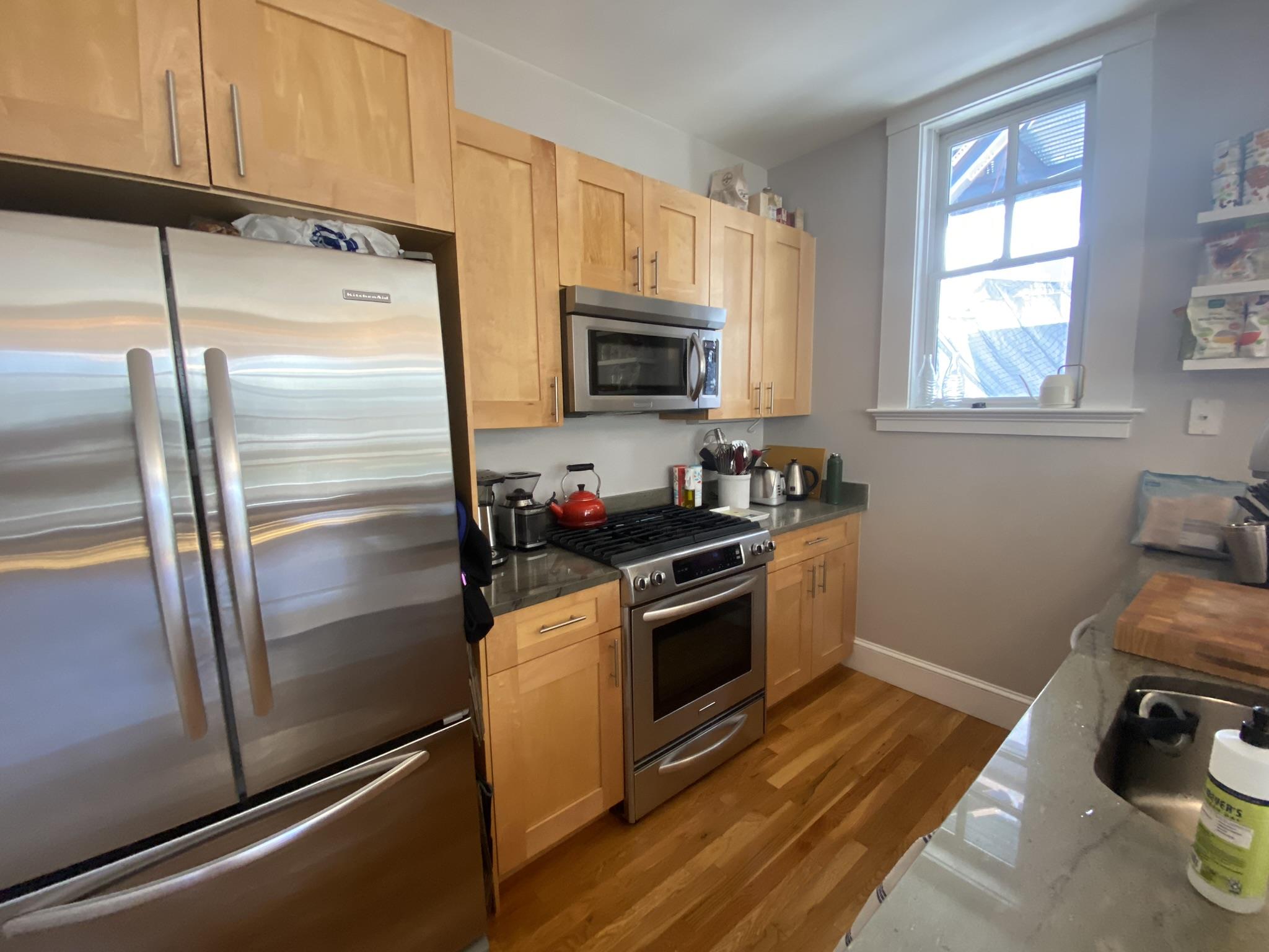 80 Webster Ave, Union Square