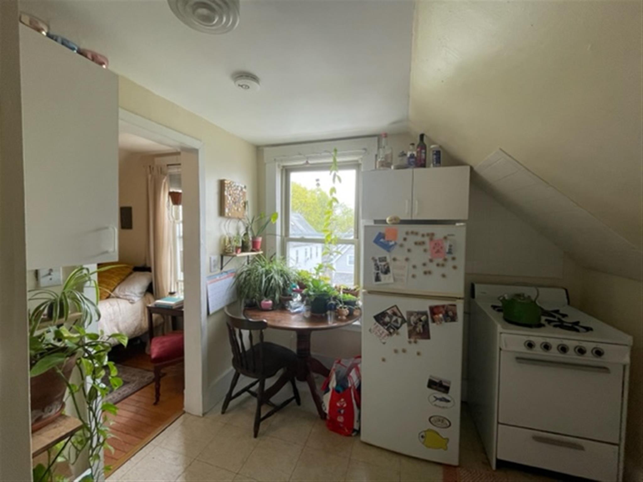 2 Sanger St, Medford