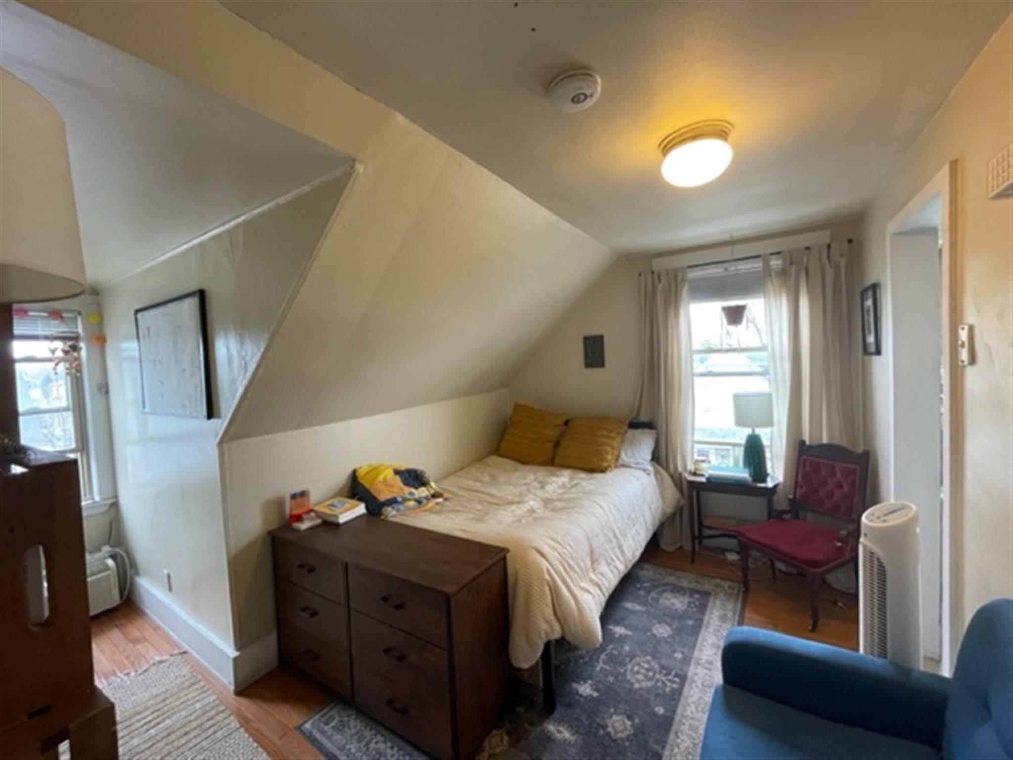 2 Sanger St, Medford